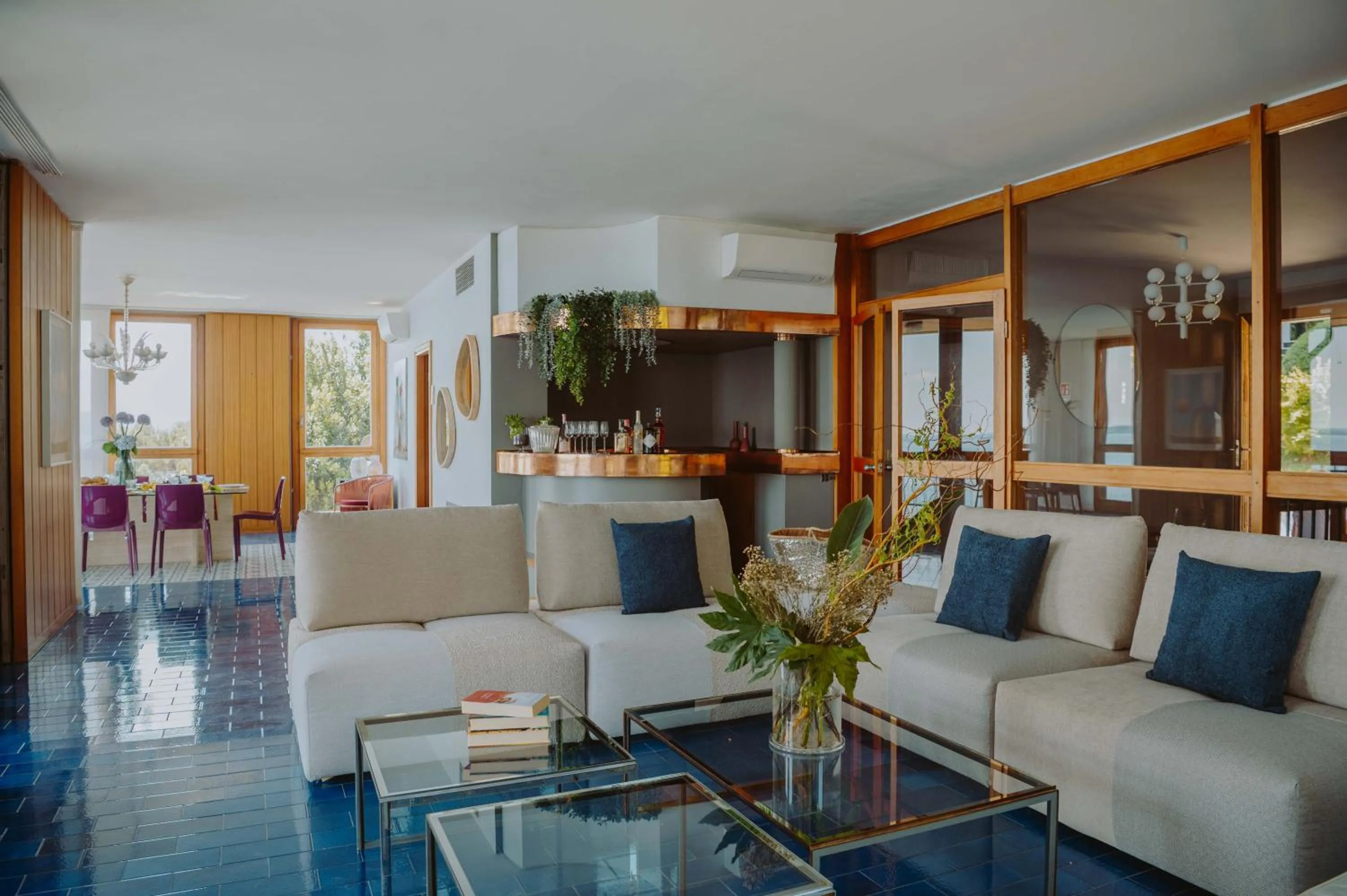 Living room in Holiday Garda Villa Dolcelago Lake Front