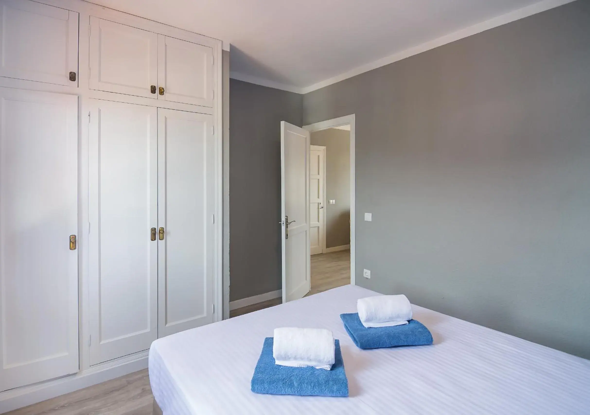 Bed in Aparthotel Nelva Resort Bed in Aparthotel Nelva Resort