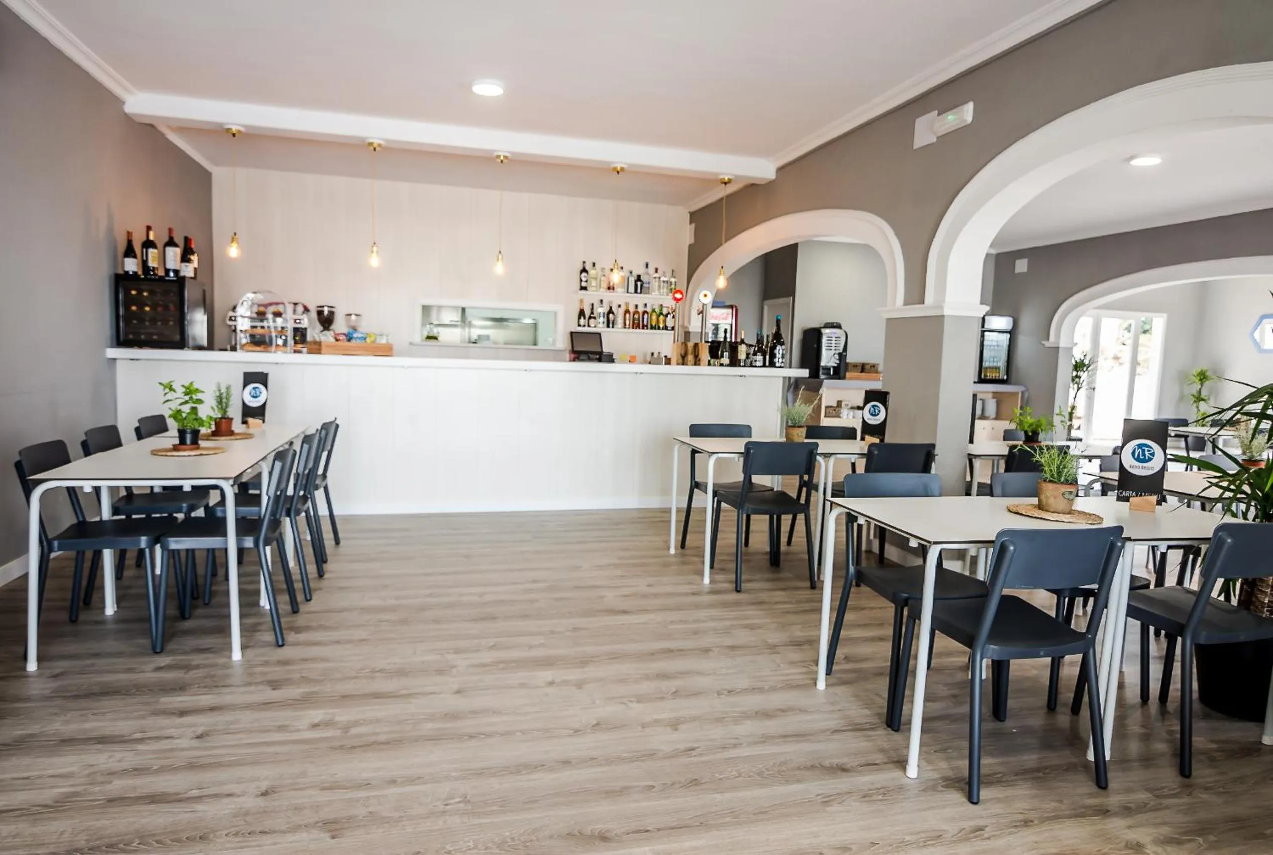 Restaurant/places to eat in Aparthotel Nelva Resort