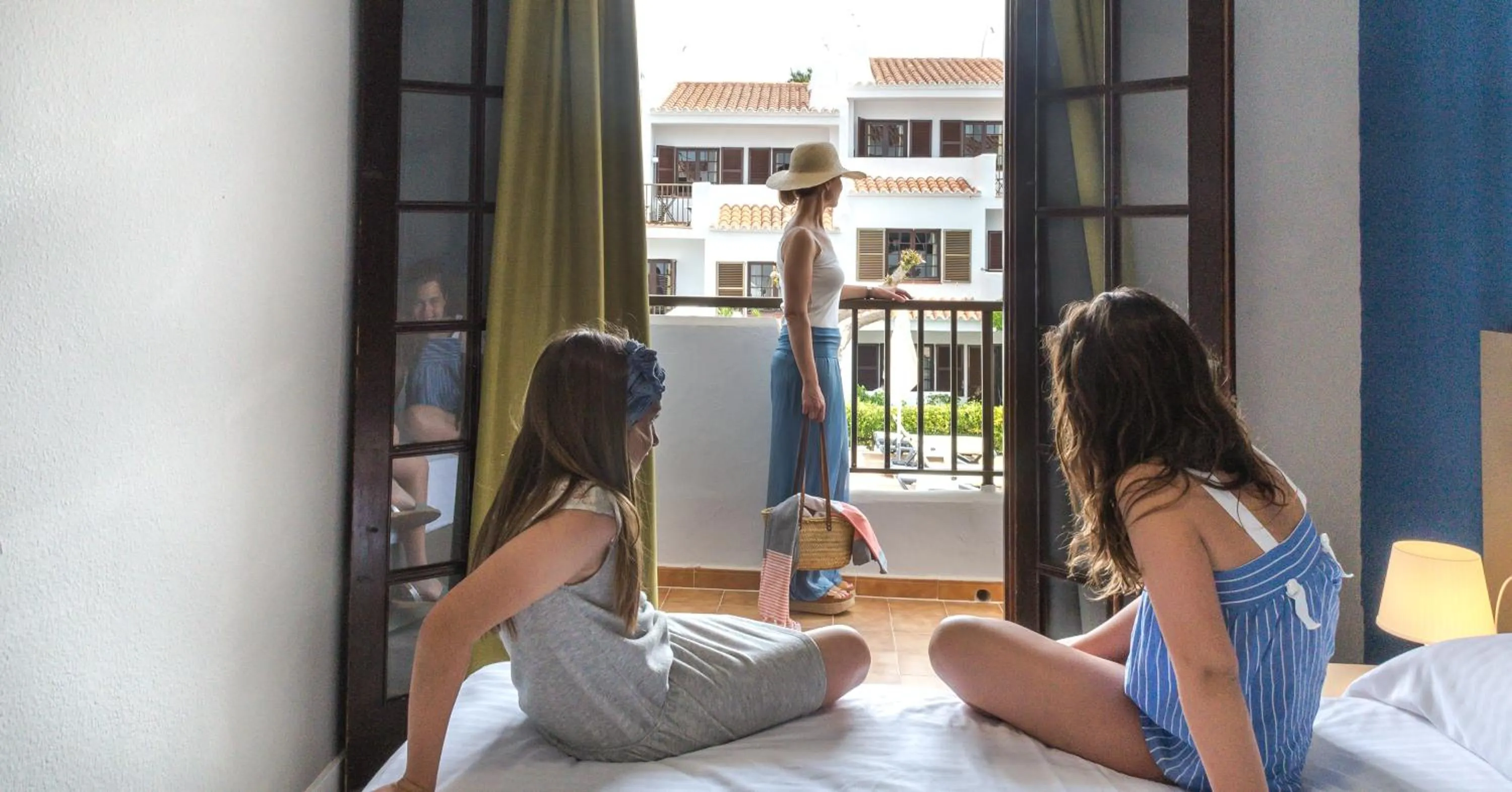 People, Bed in Aparthotel Nelva Resort