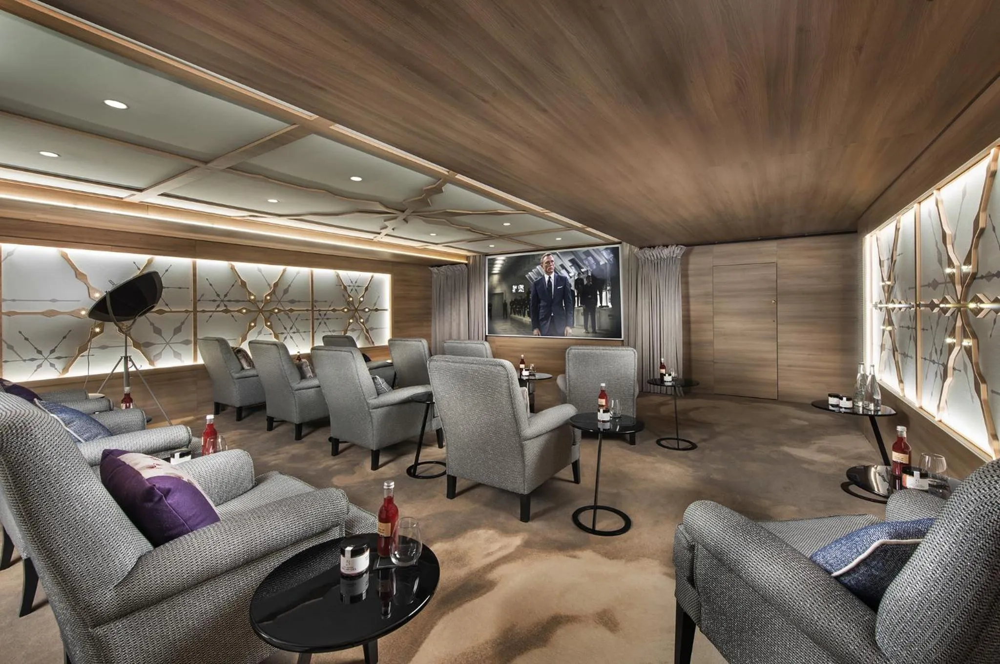 Entertainment in Hôtel Barrière Les Neiges Courchevel