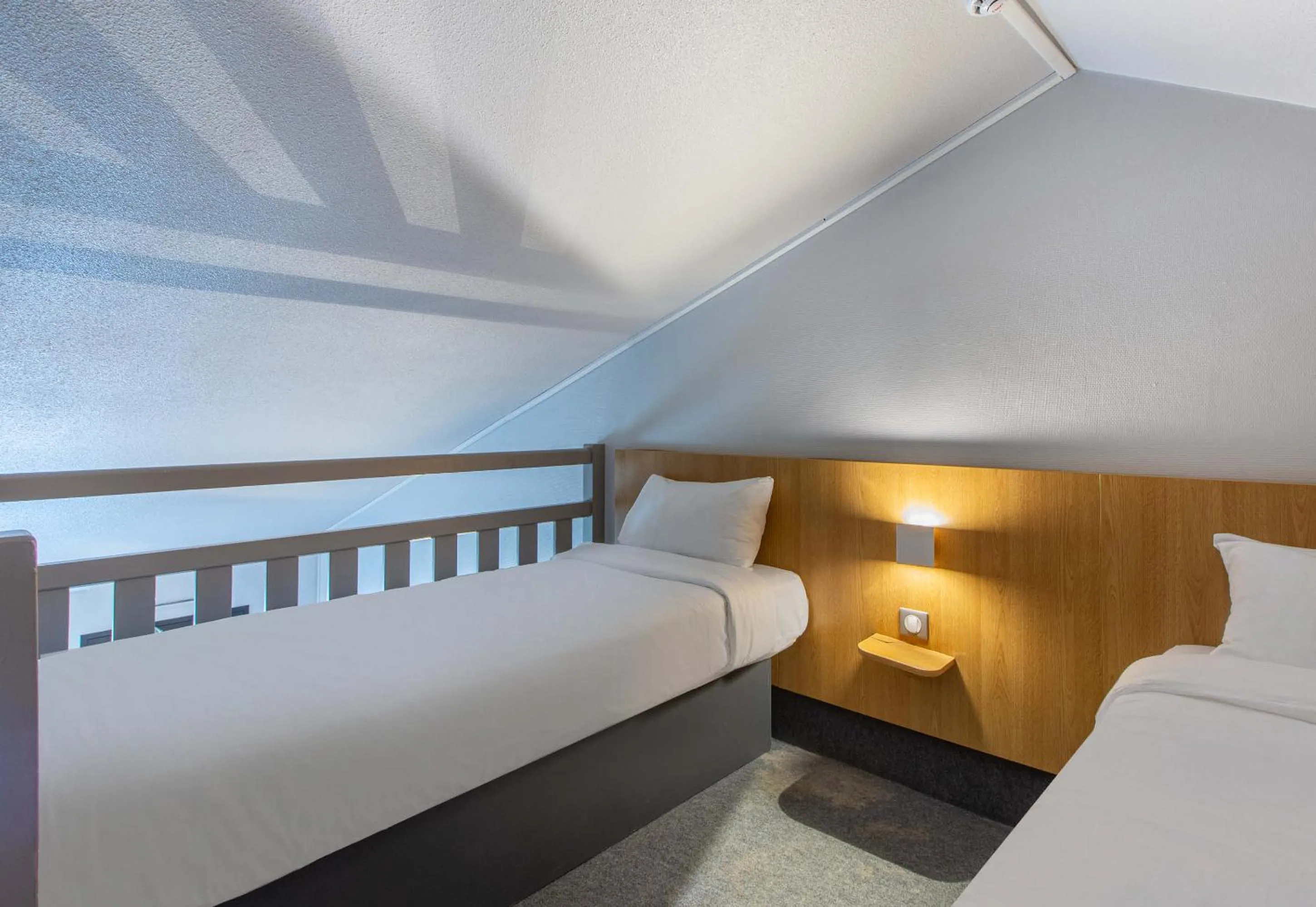 Bedroom, Bed in B&B HOTEL CHATEAUROUX Aéroport