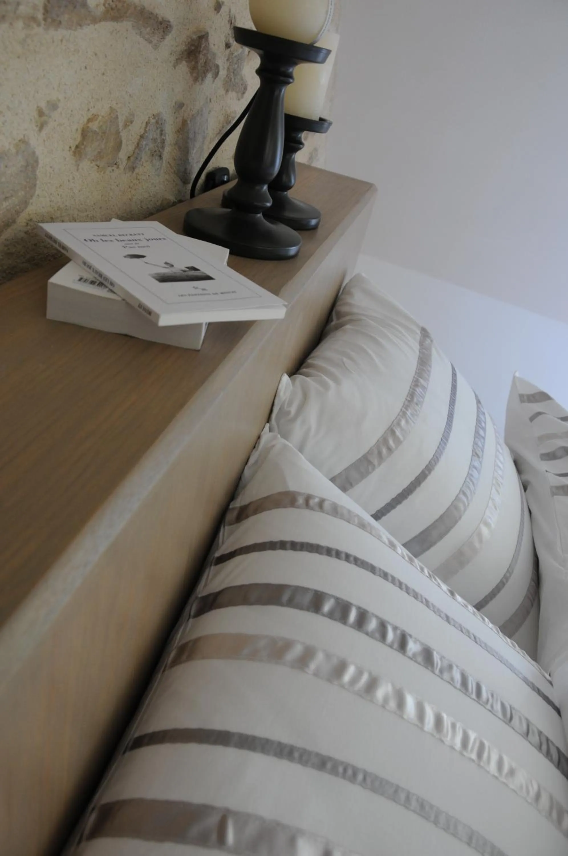 Bed in Le champ Bagnolet