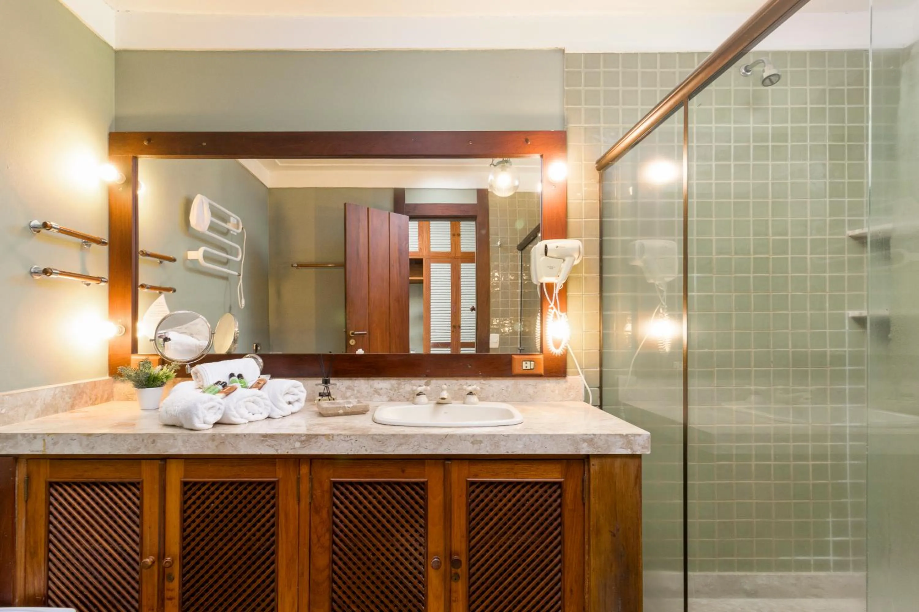 Shower in Spa Posse do Corpo