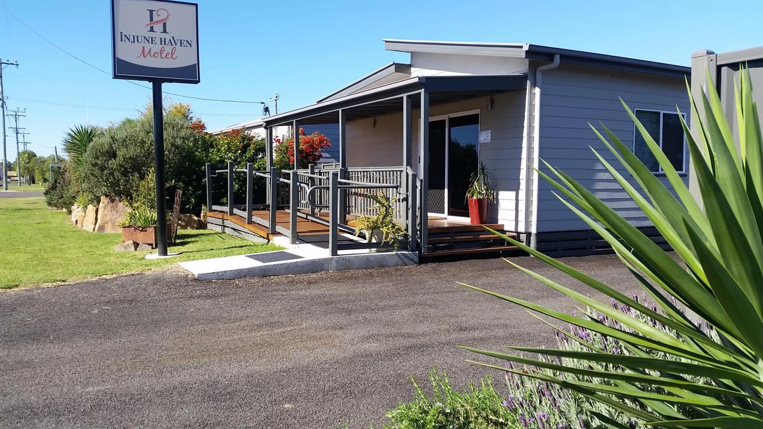 Injune Haven Motel