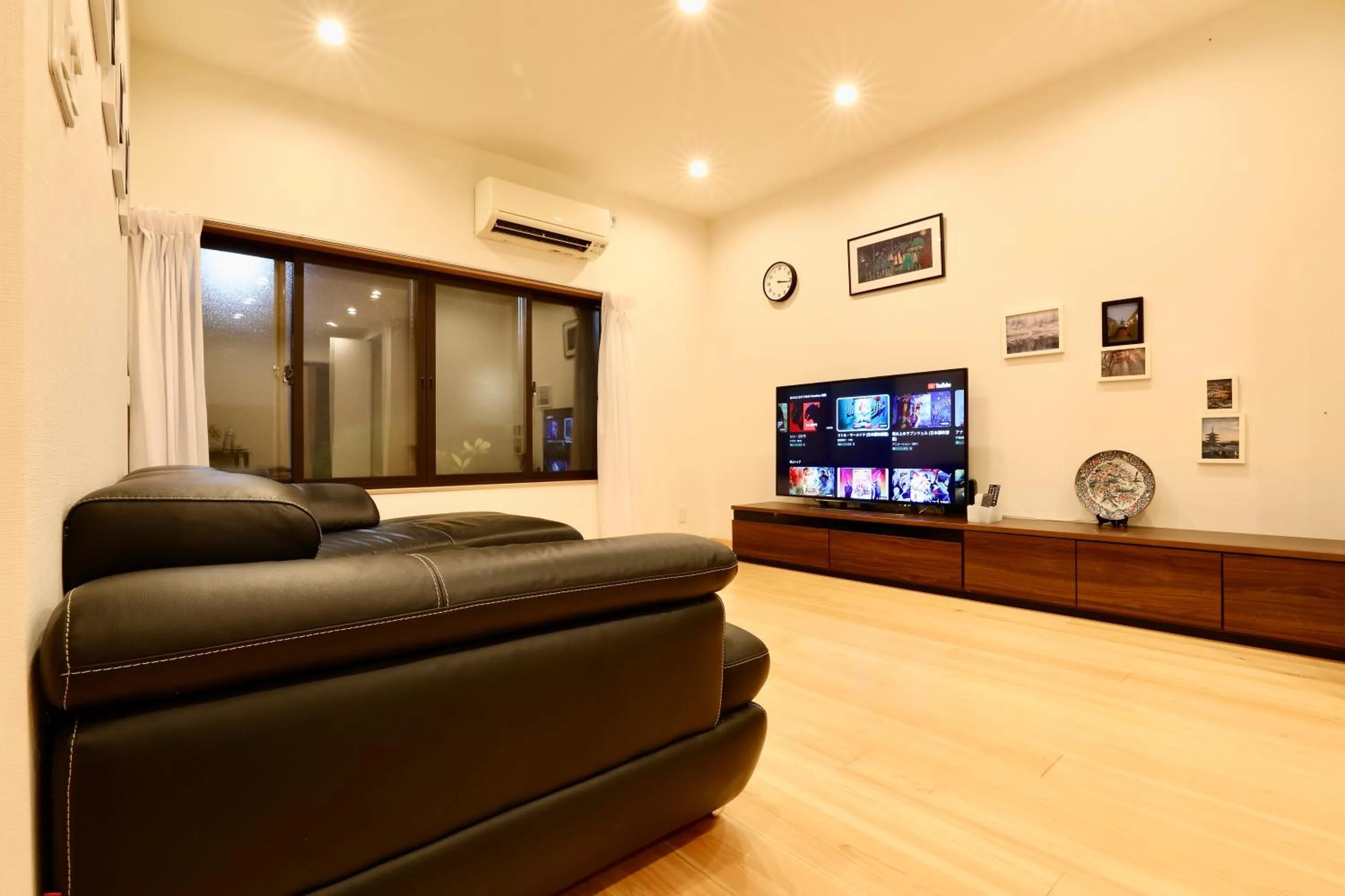 TV and multimedia in Osaka Umeda Yuan Hostel