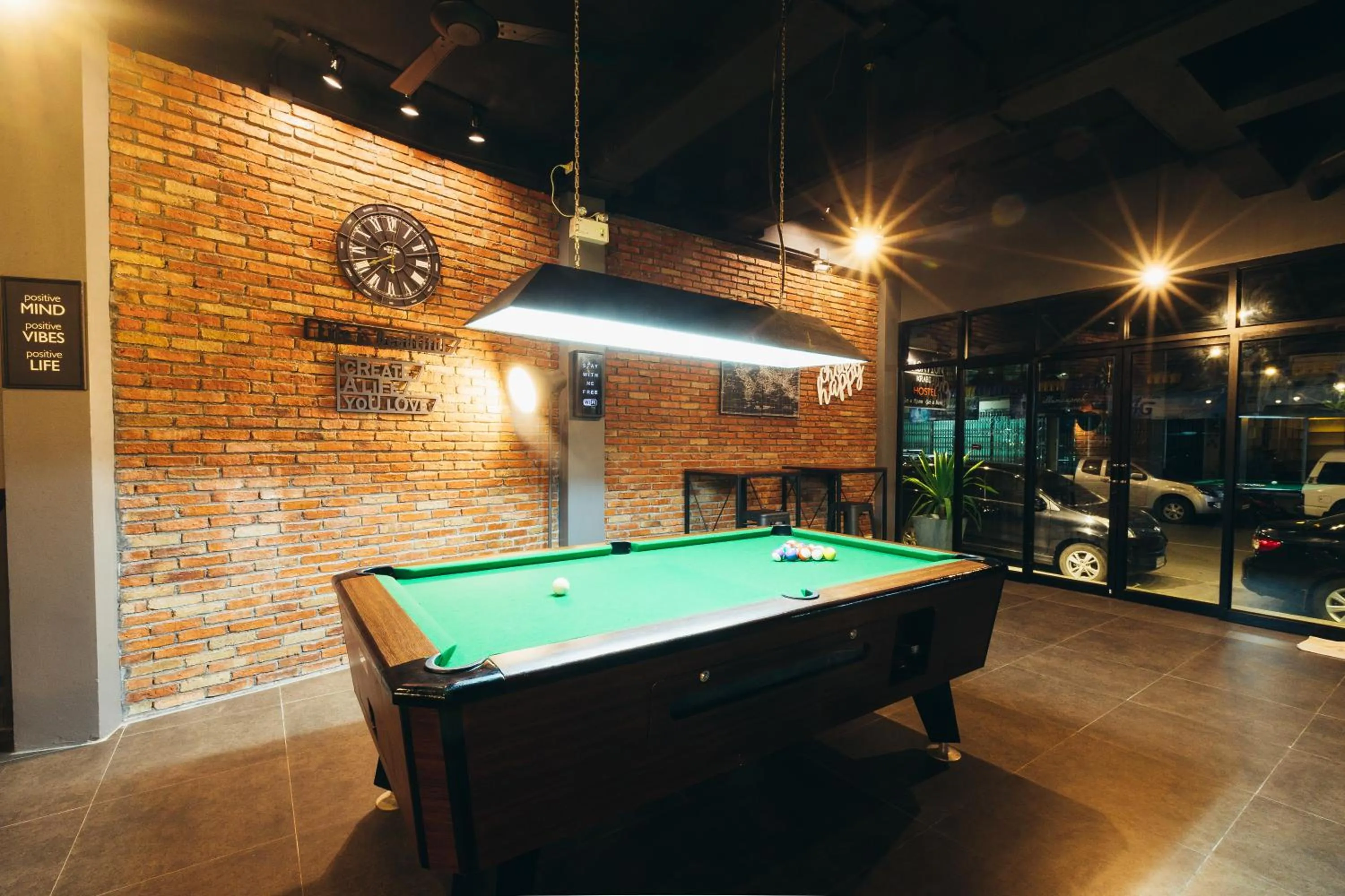 Entertainment in Srisuksant Square