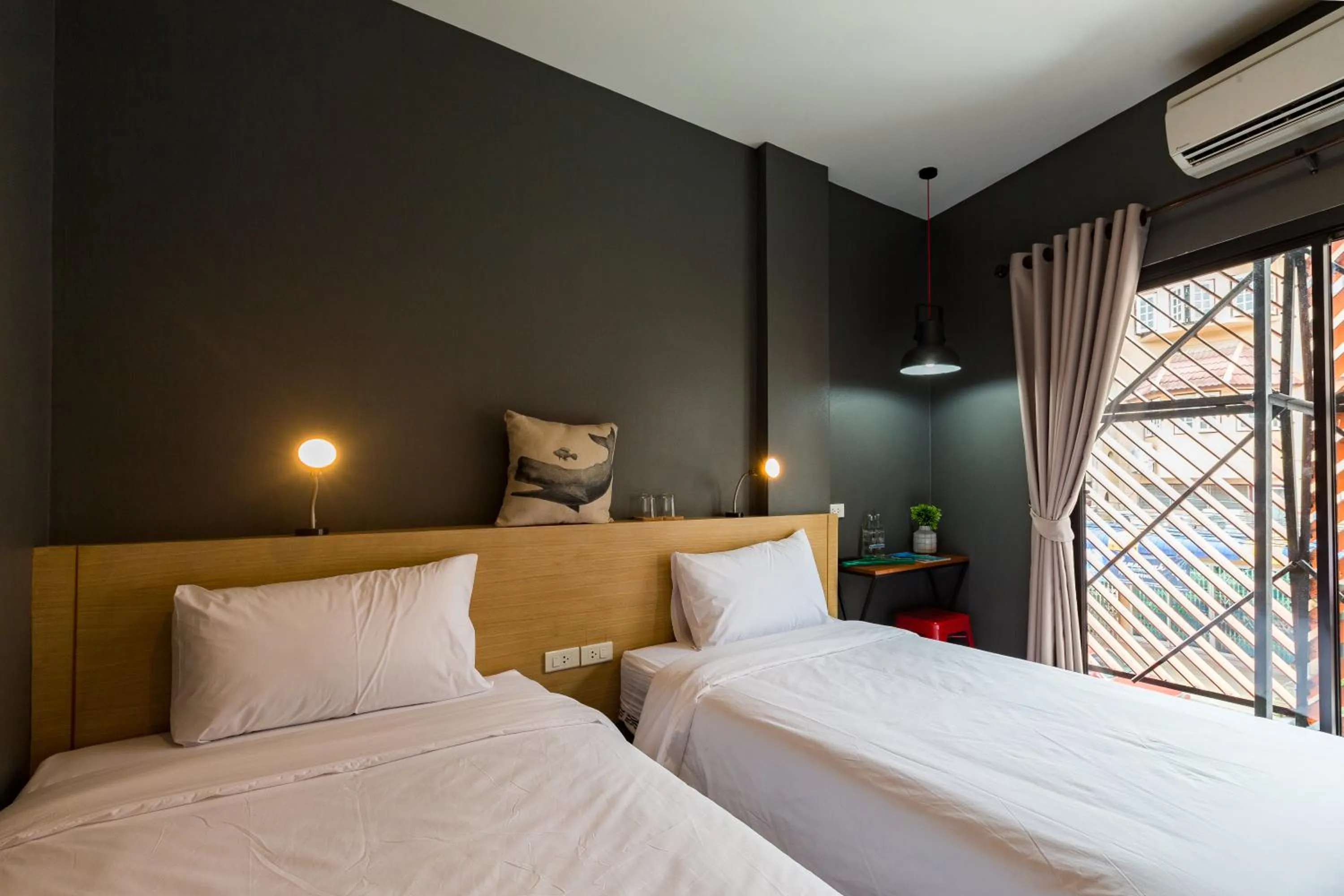 Bedroom, Bed in Srisuksant Square