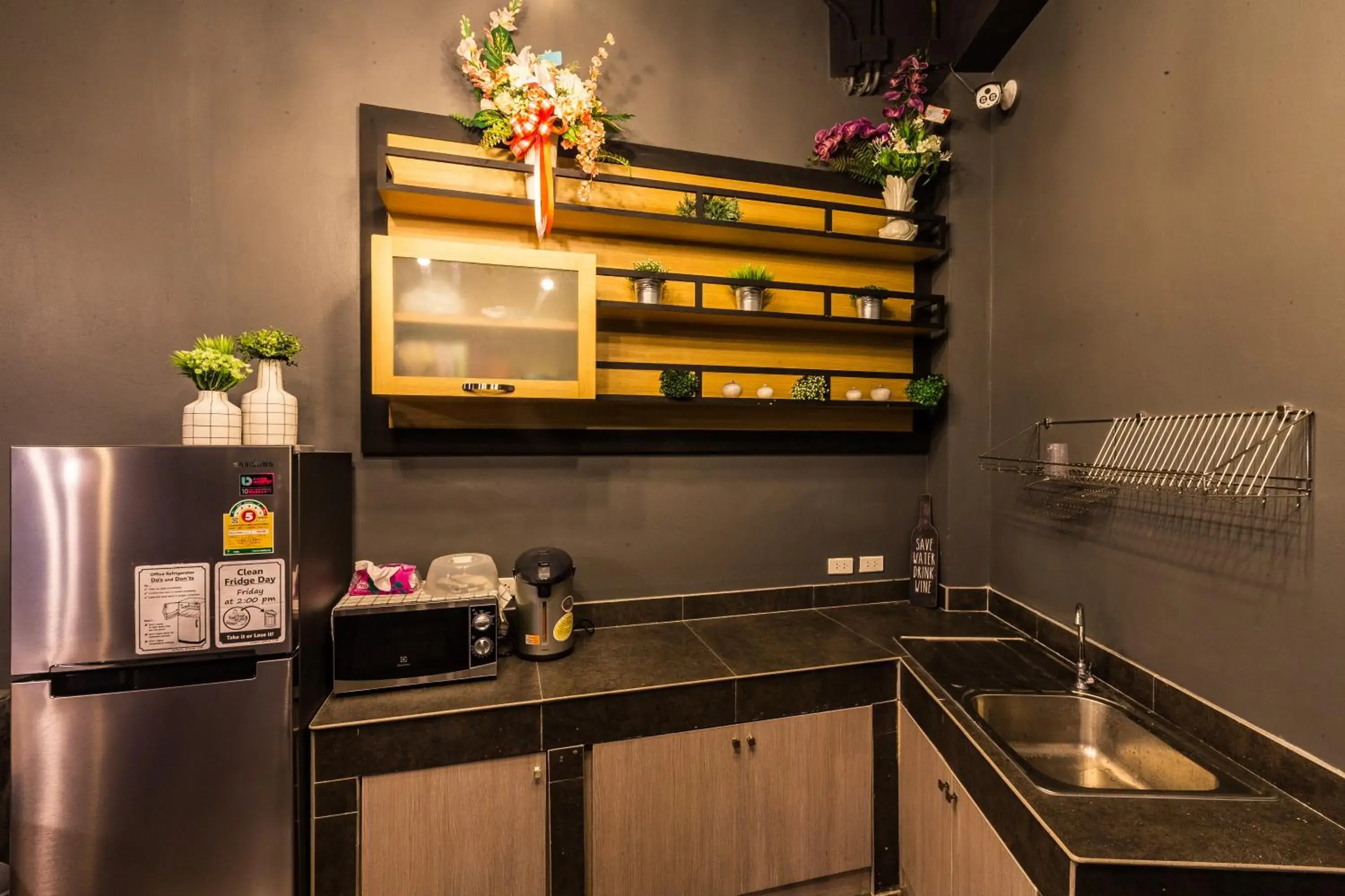 Restaurant/places to eat in Srisuksant Square Restaurant/places to eat in Srisuksant Square