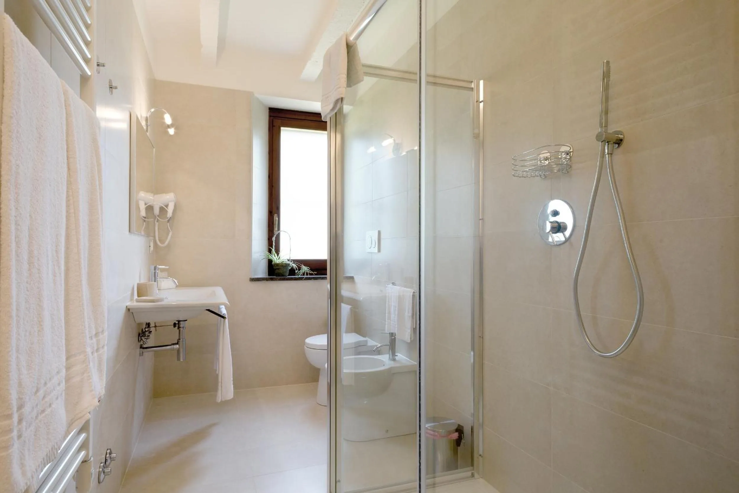 Bathroom in Tenuta Lamborghini Golf & Resort