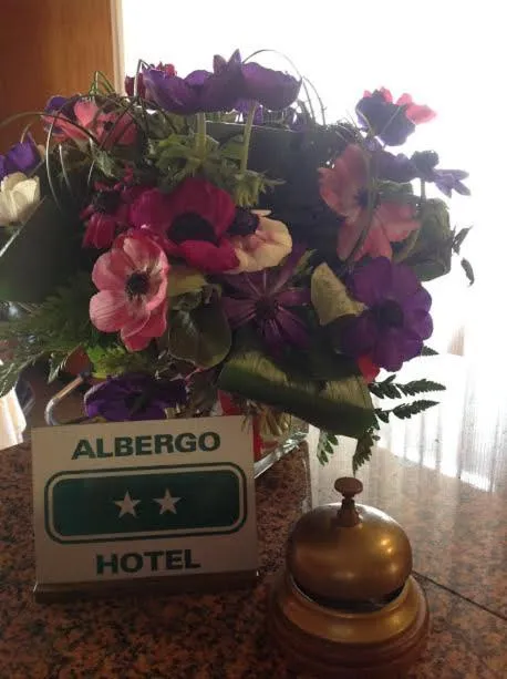 Lobby or reception in Ristorante Albergo Roma