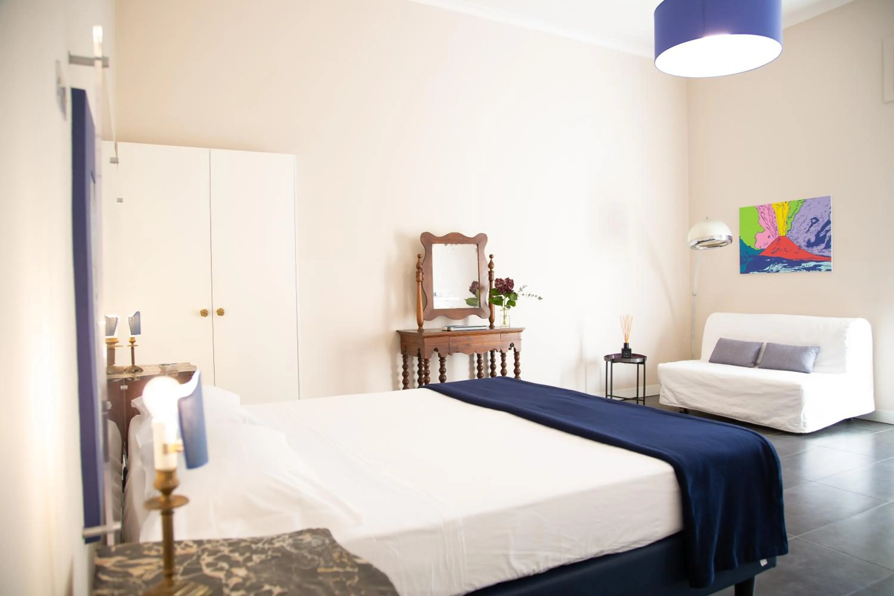 Bed in That's Napoli