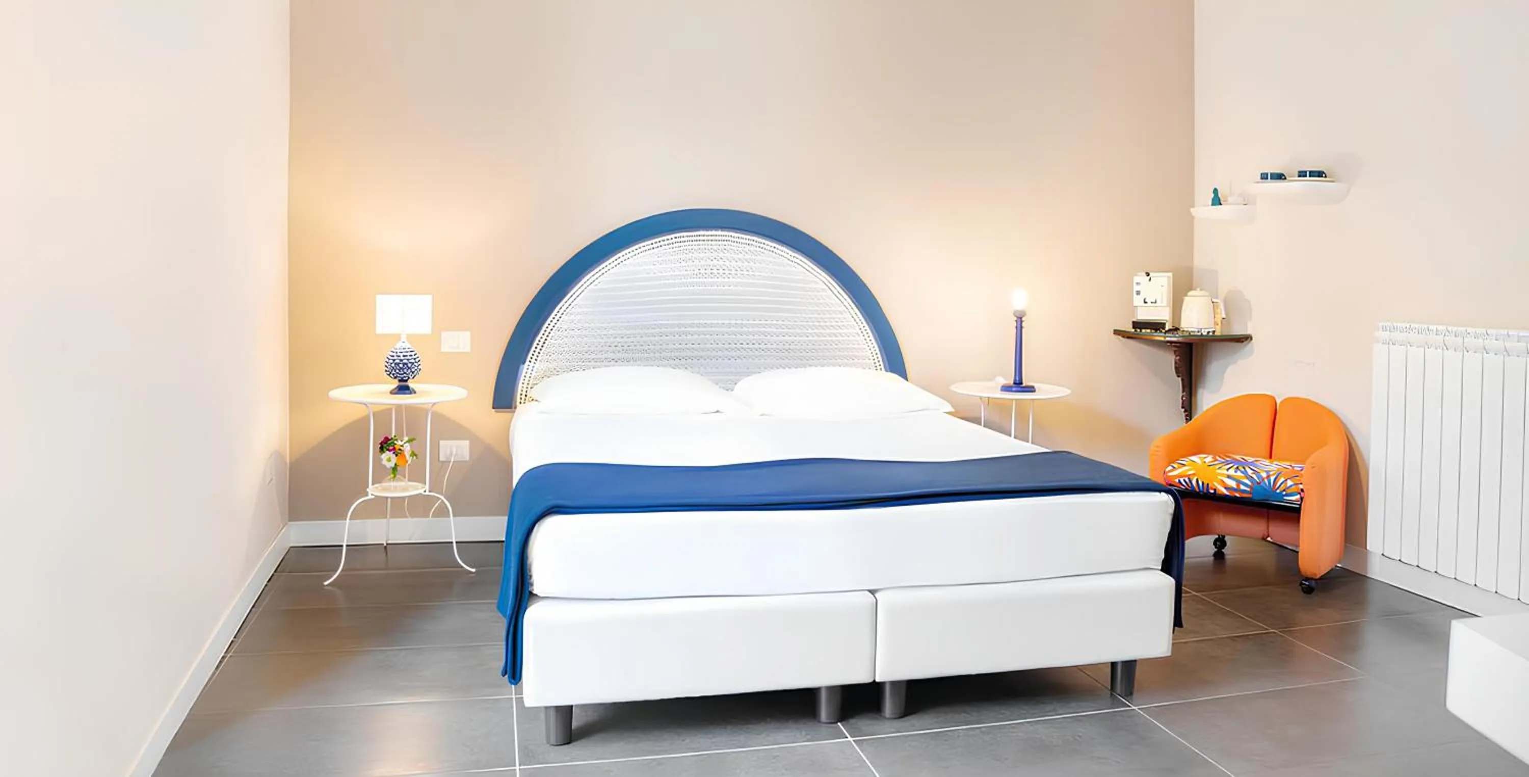 Bed in That's Napoli