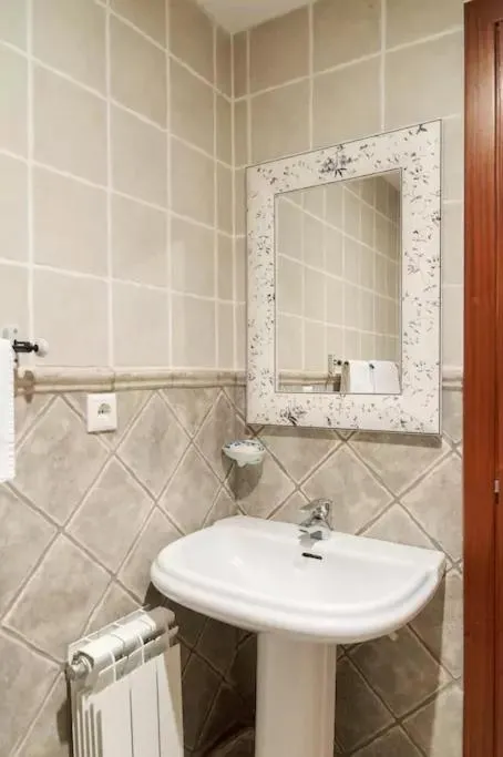 Photo of the whole room in Ca la Gloria