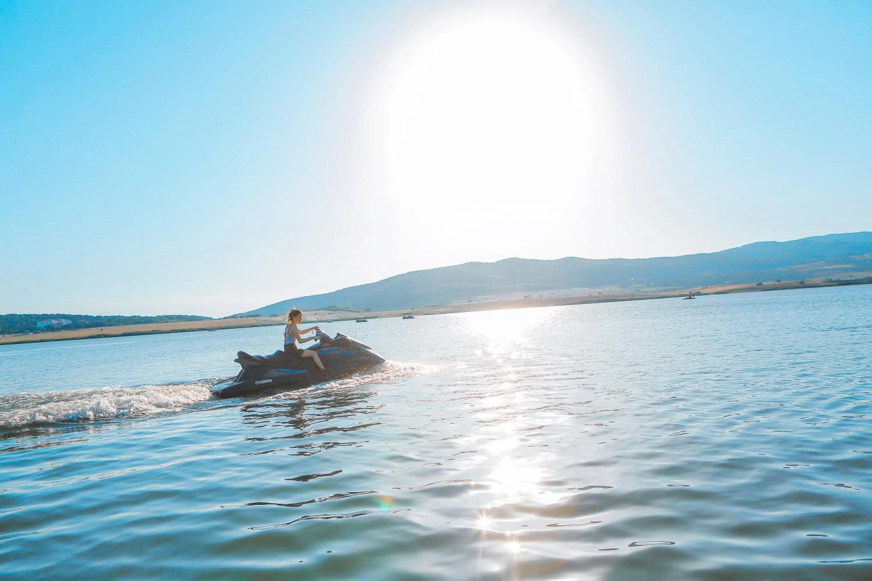 Natural landscape in Laguna Beach Club Bazaleti Lake