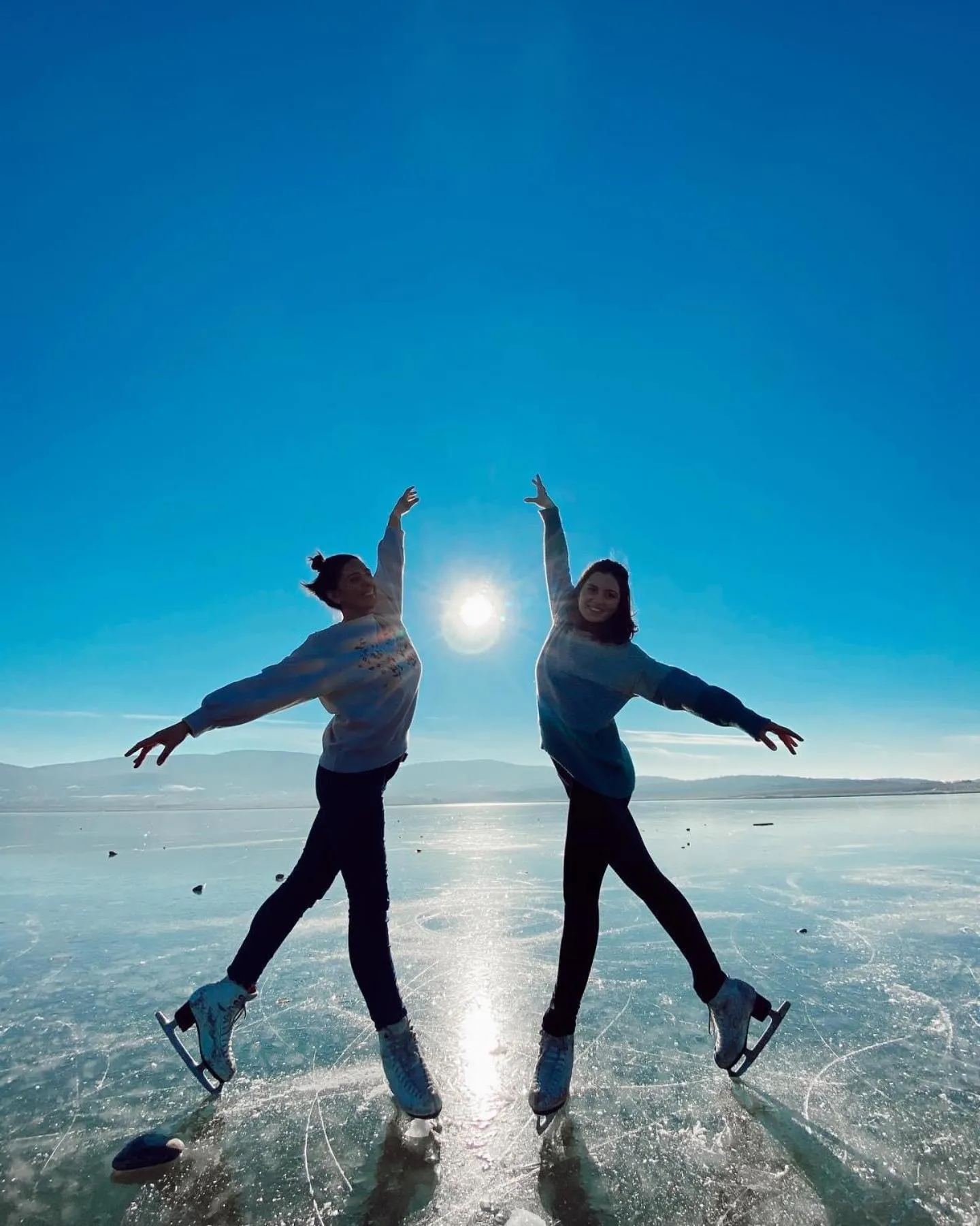 Natural landscape in Laguna Beach Club Bazaleti Lake