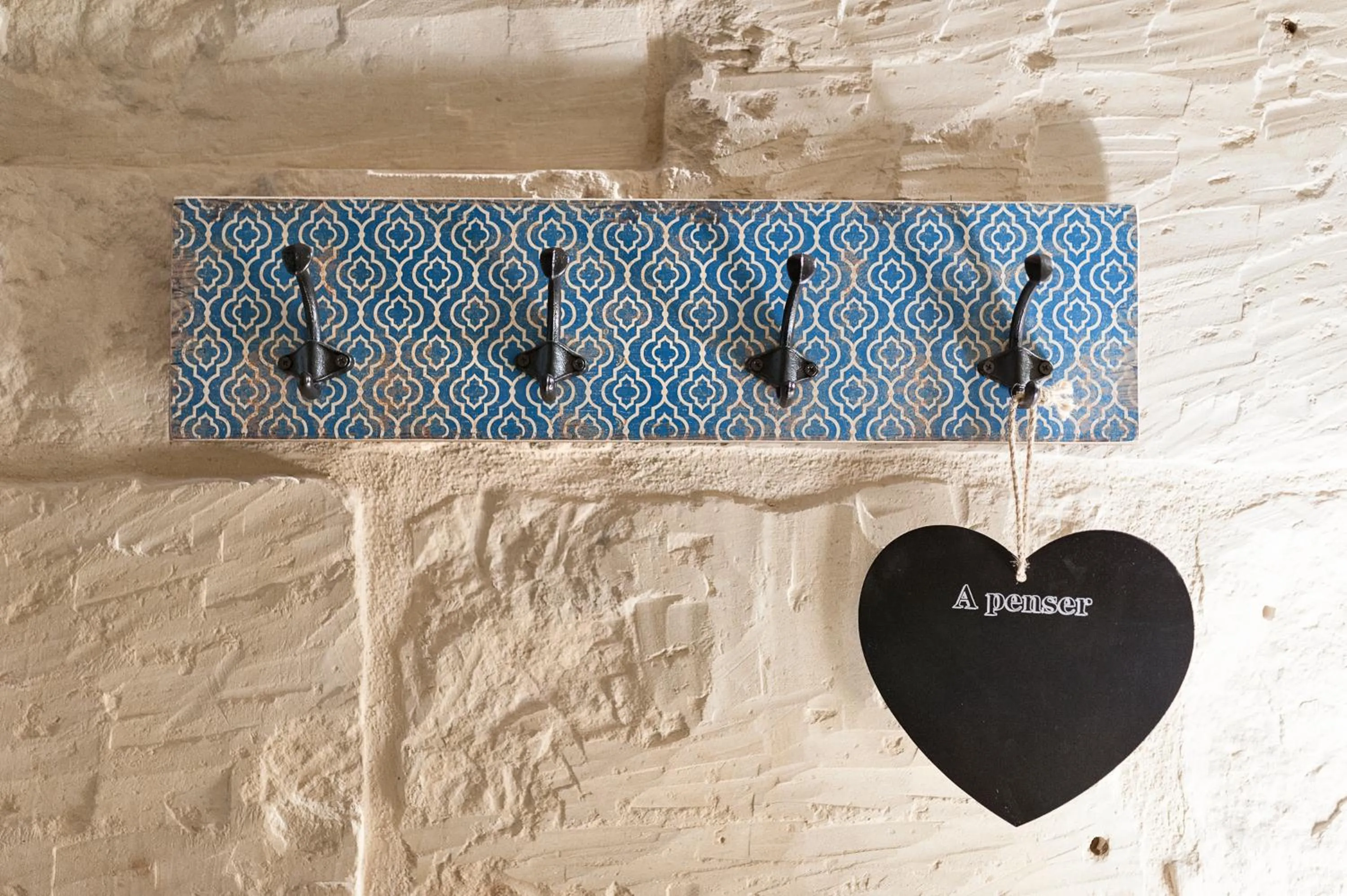 Decorative detail in Palazzo Mandurino luxury relais