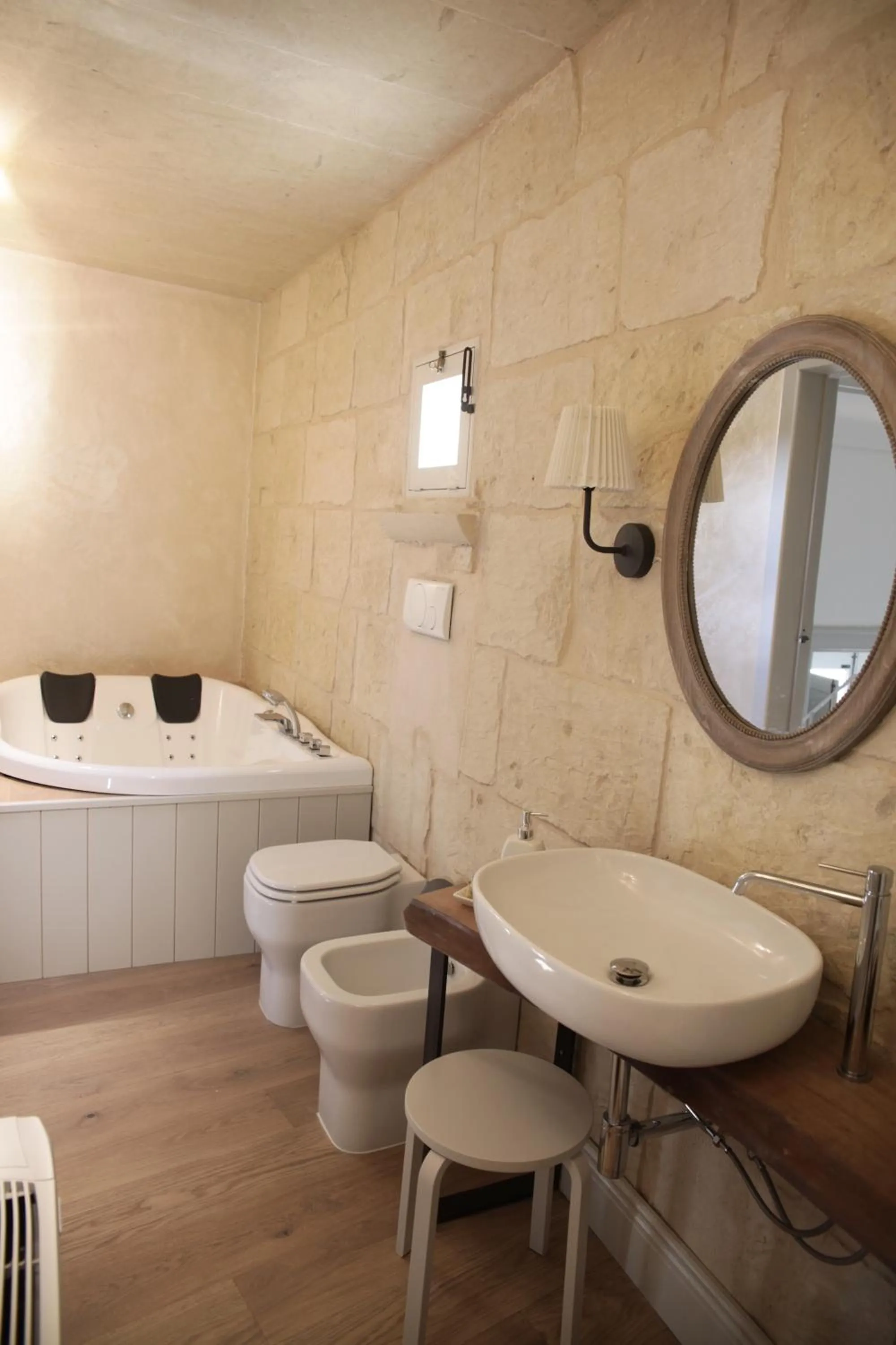 Hot Tub in Palazzo Mandurino luxury relais