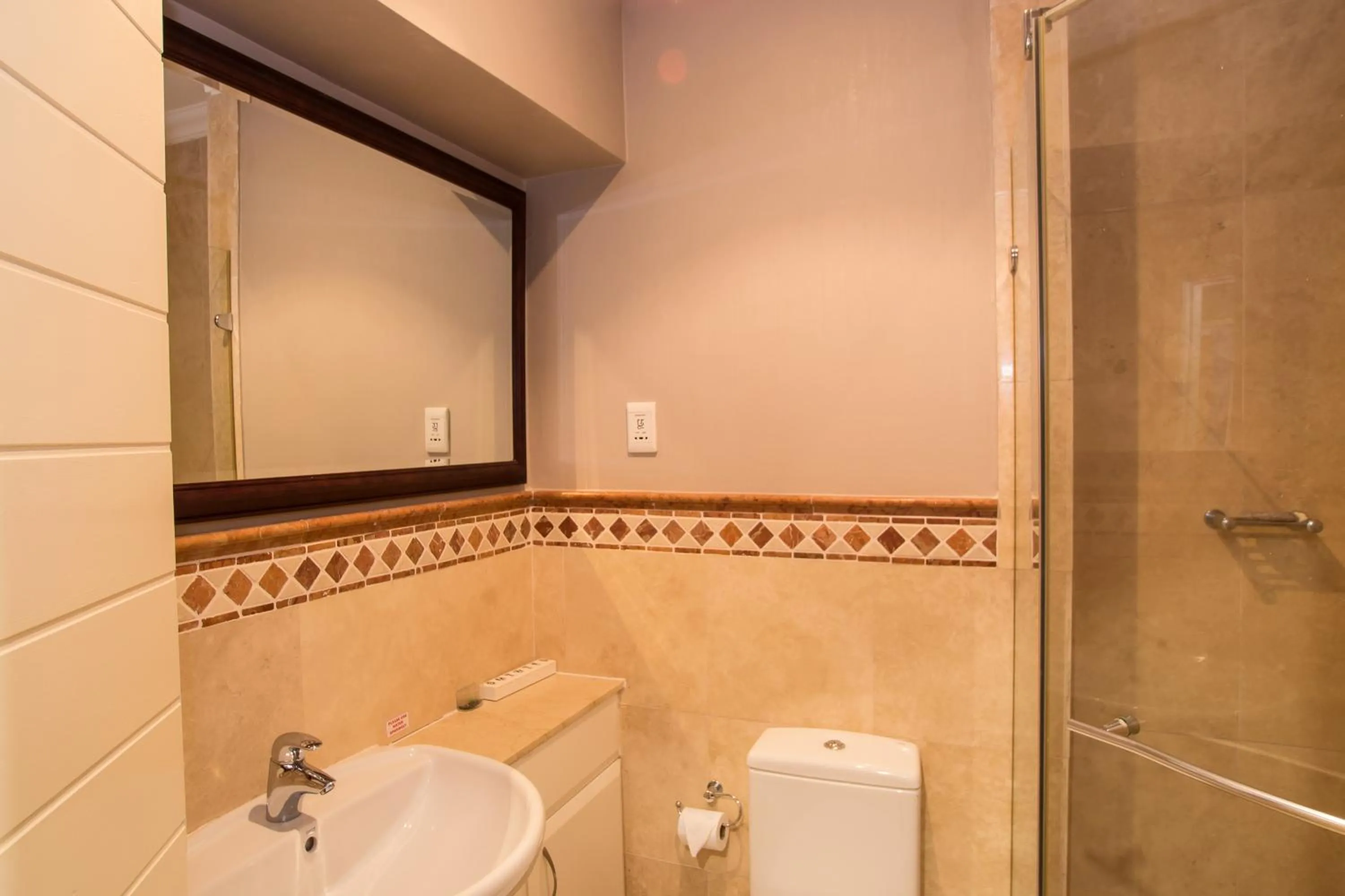 Toilet in 702 Oyster Rock - by Stay in Umhlanga