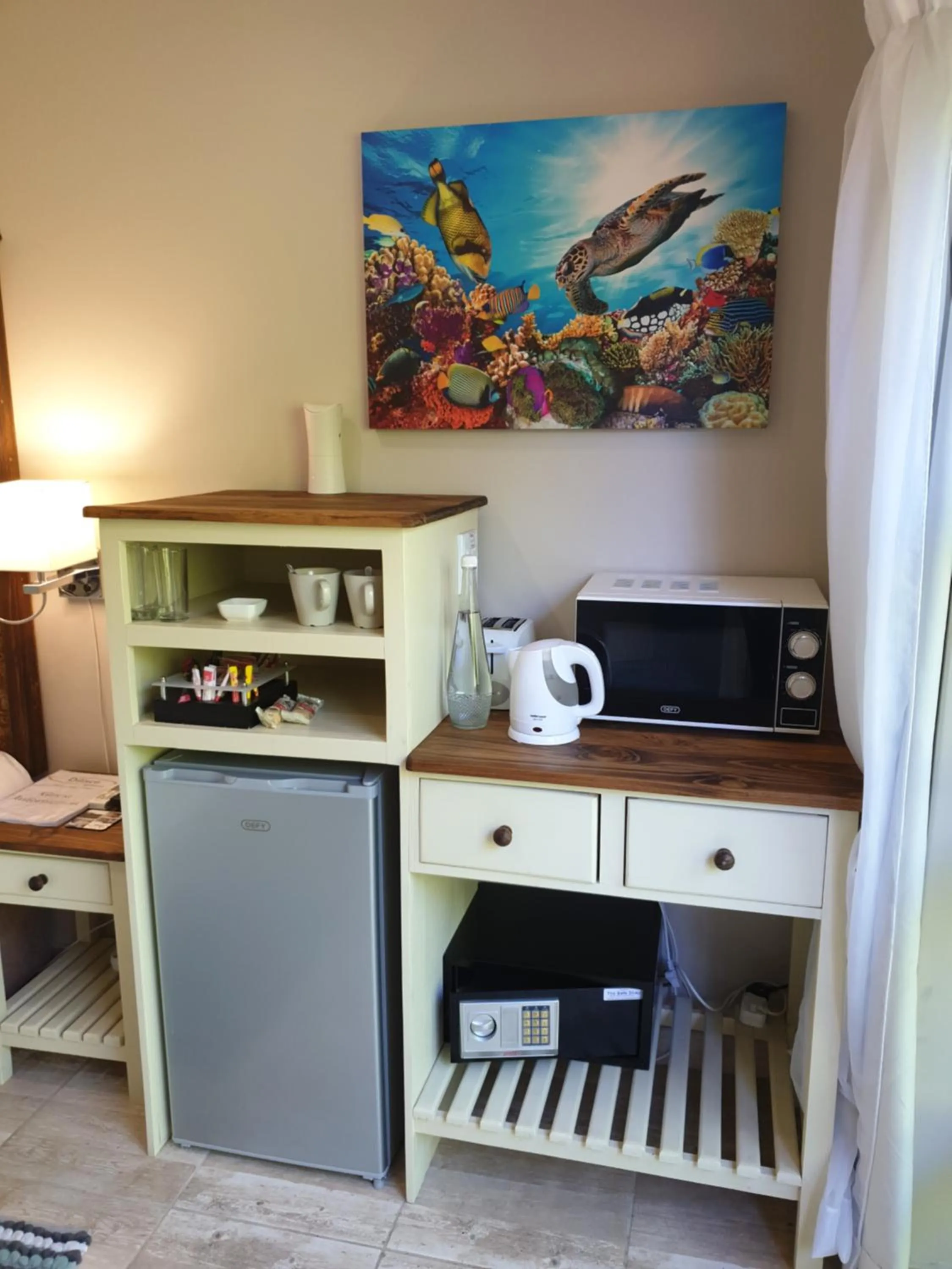 Coffee/tea facilities in Dilisca Guesthouse