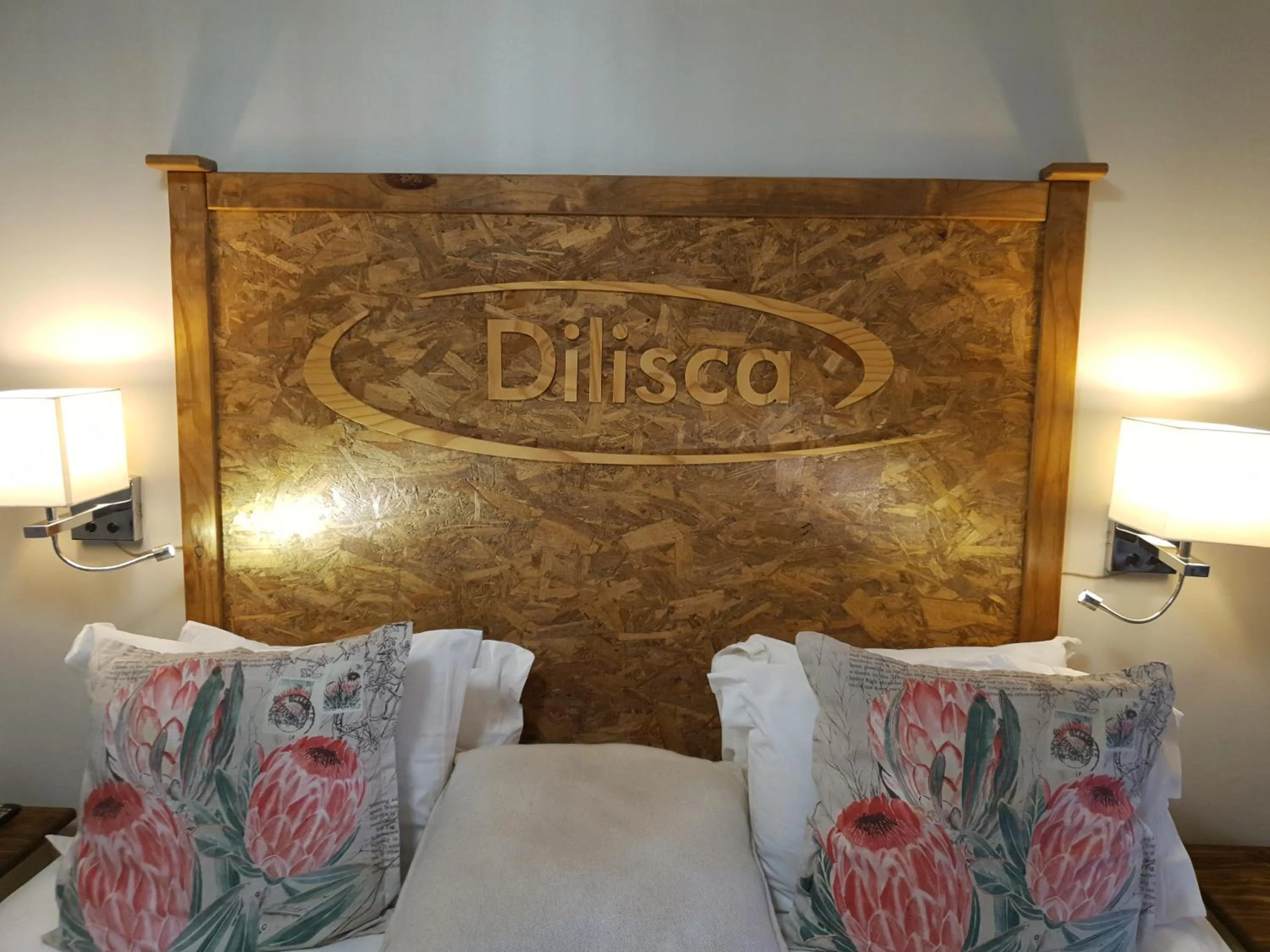 Property logo or sign, Bed in Dilisca Guesthouse