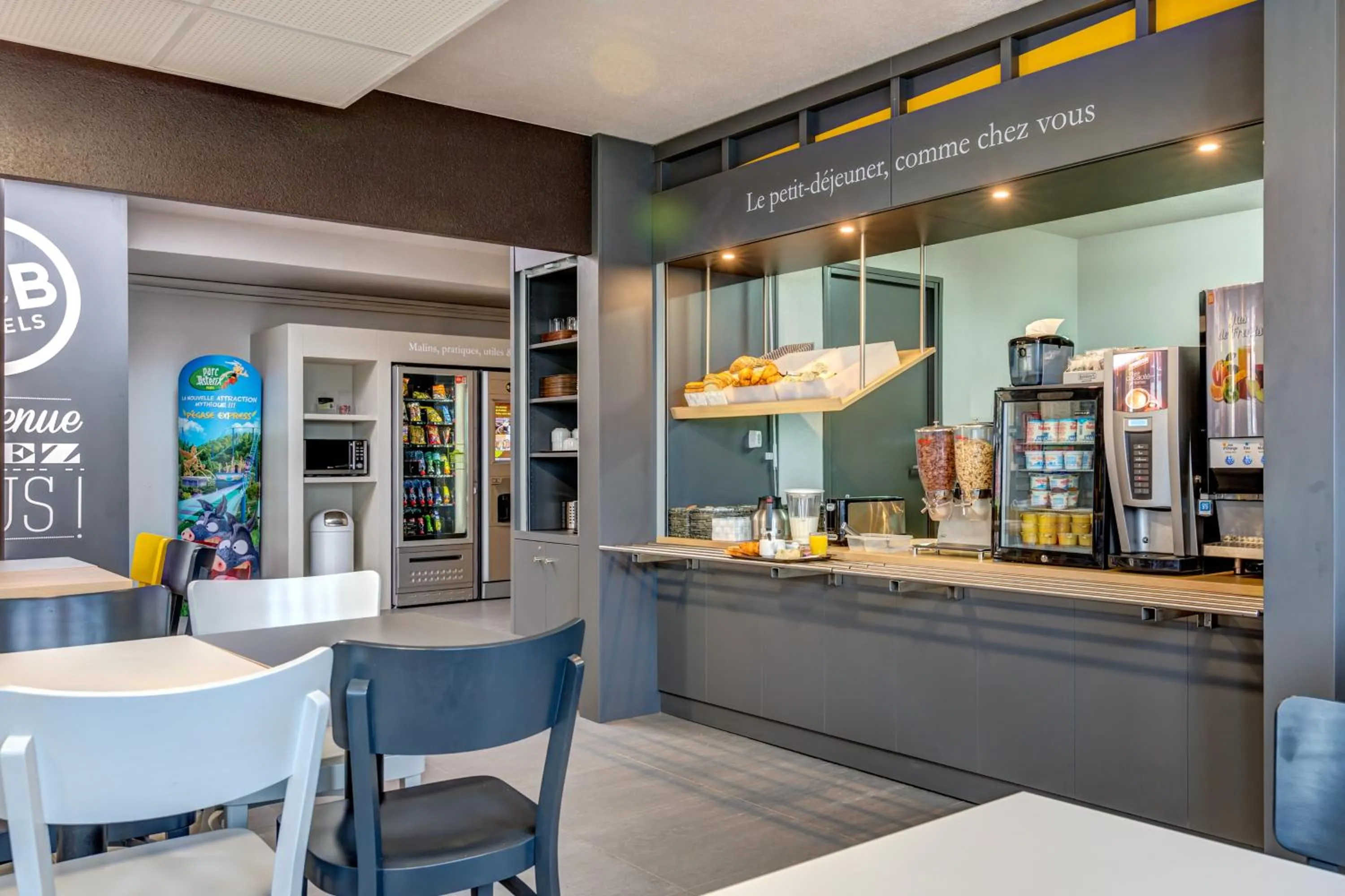 Buffet breakfast in B&B HOTEL Goussainville CDG