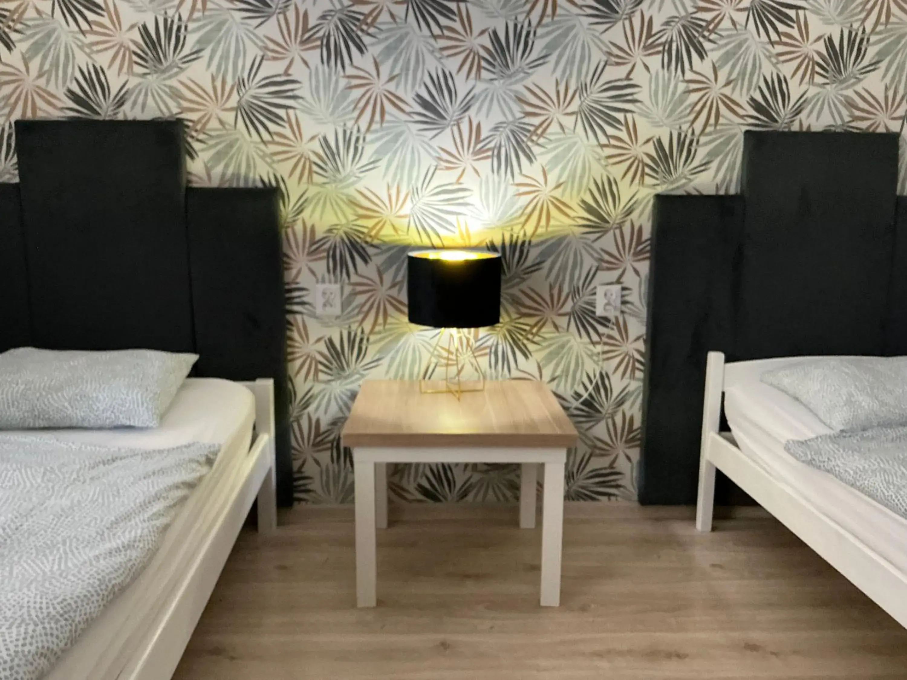 Double Room with Private Bathroom in Hostel Przed Świtem Double Room with Private Bathroom in Hostel Przed Świtem