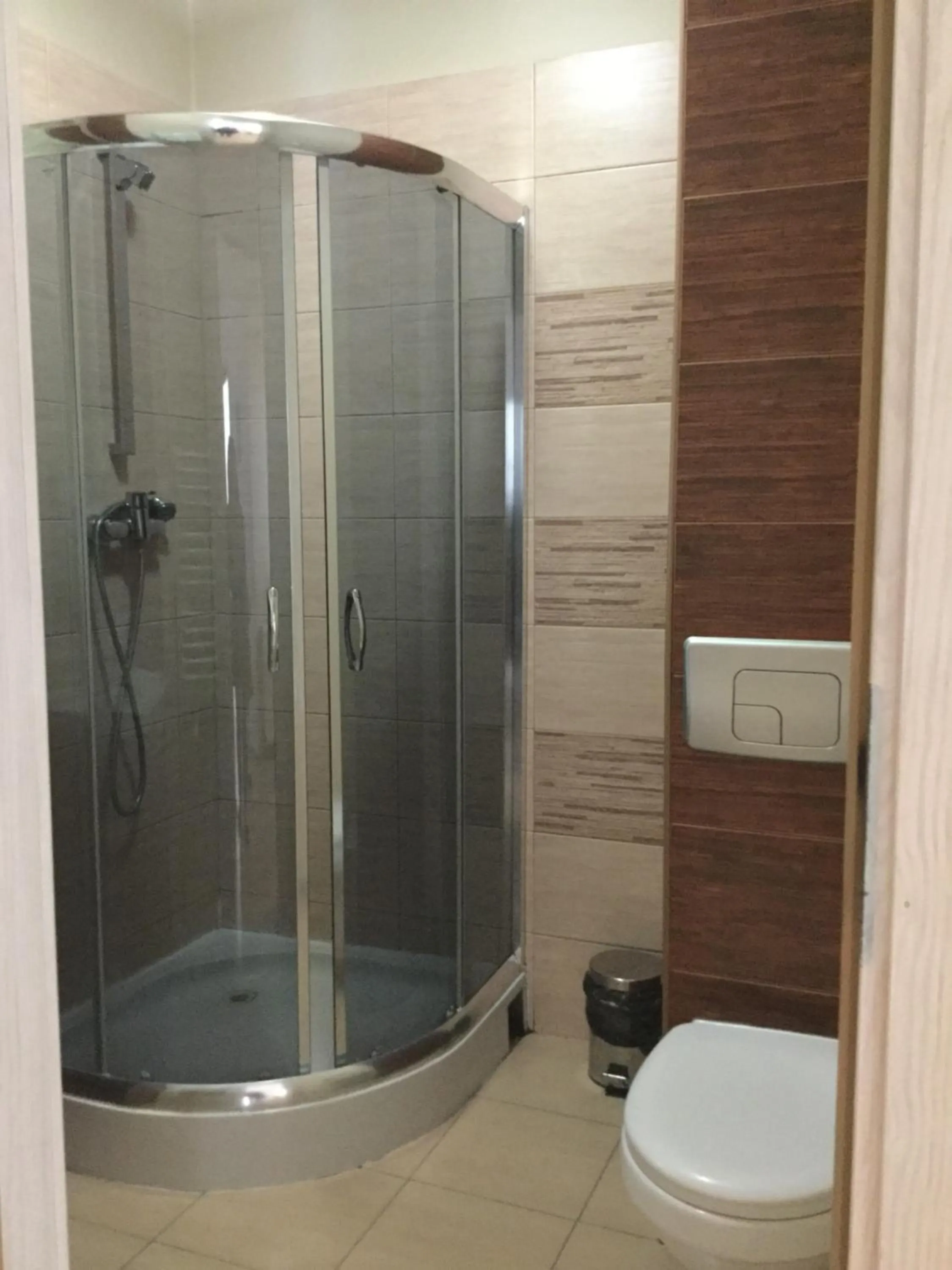 Shower in Hostel Przed Świtem