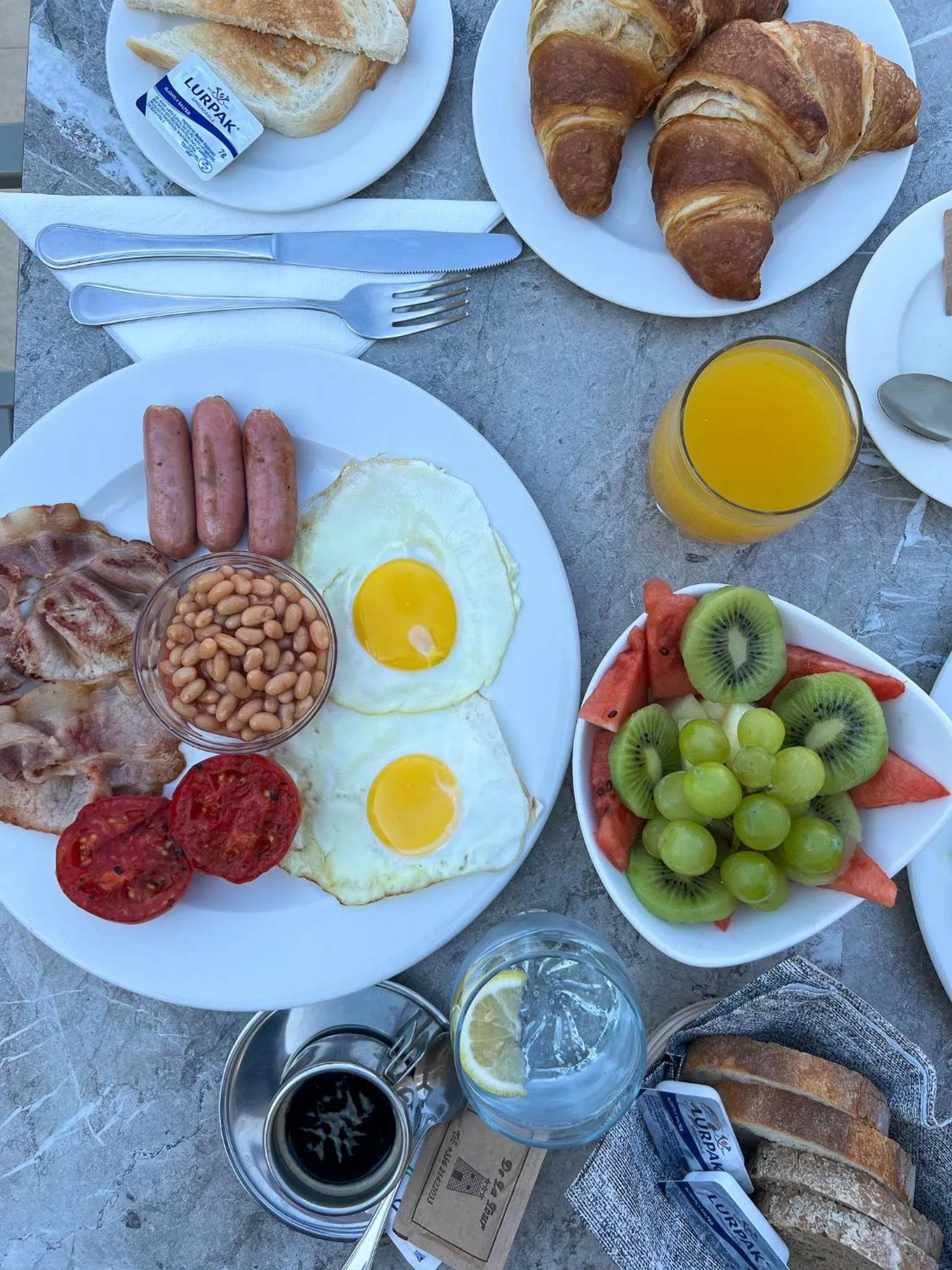 Breakfast in IL-Gardjola Bed and Breakfast