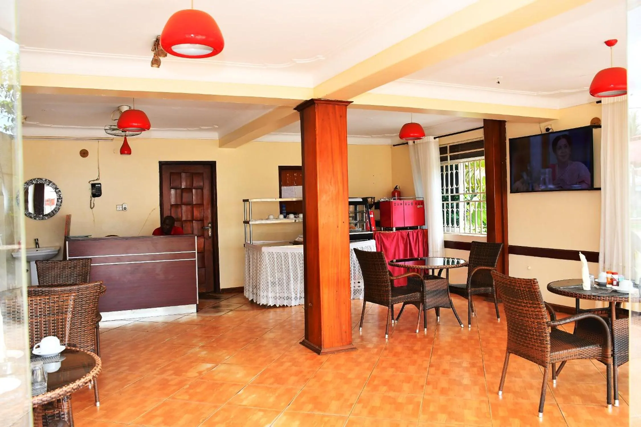 Restaurant/places to eat in Florida Hotel Zaana Kampala