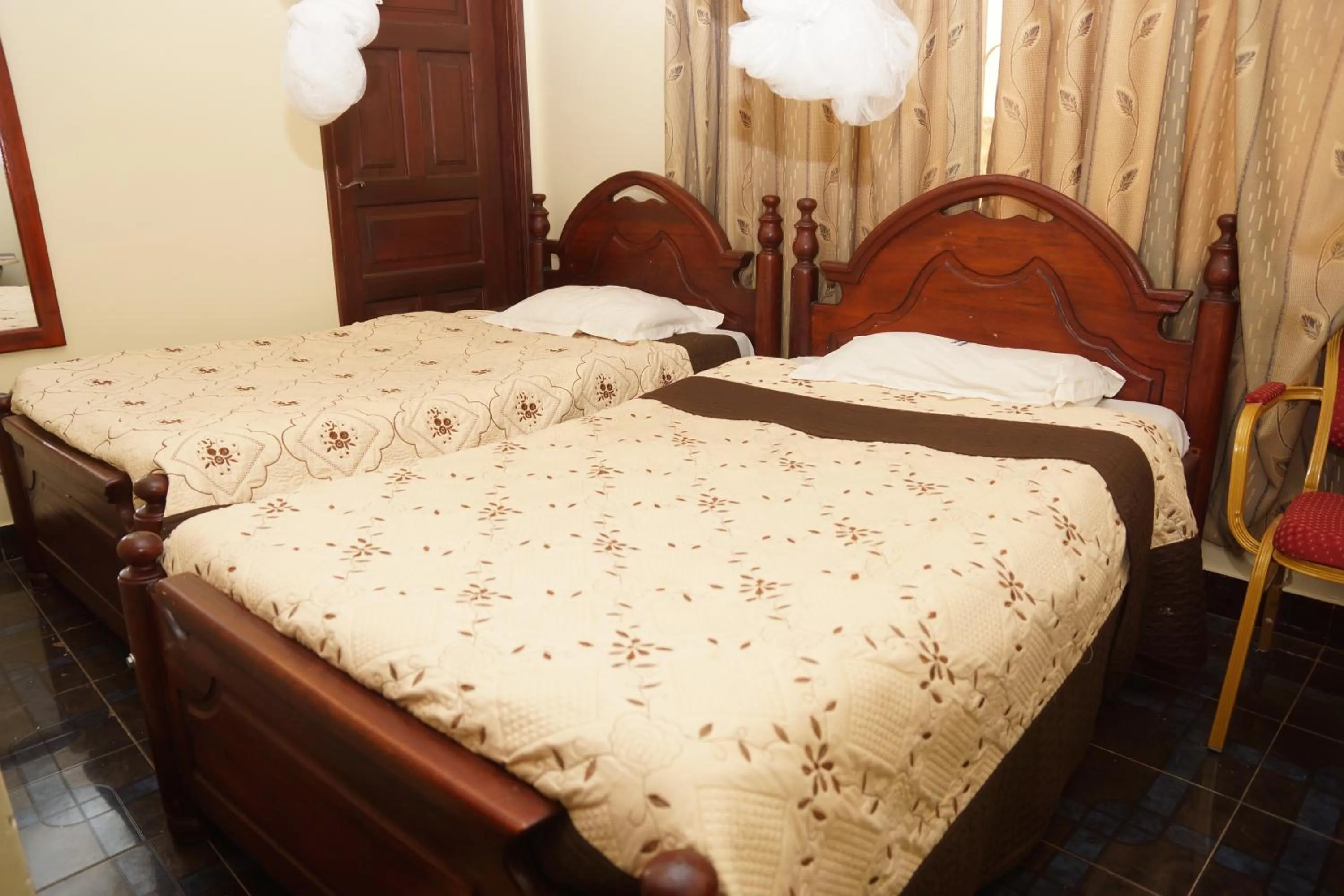 Photo of the whole room in Florida Hotel Zaana Kampala