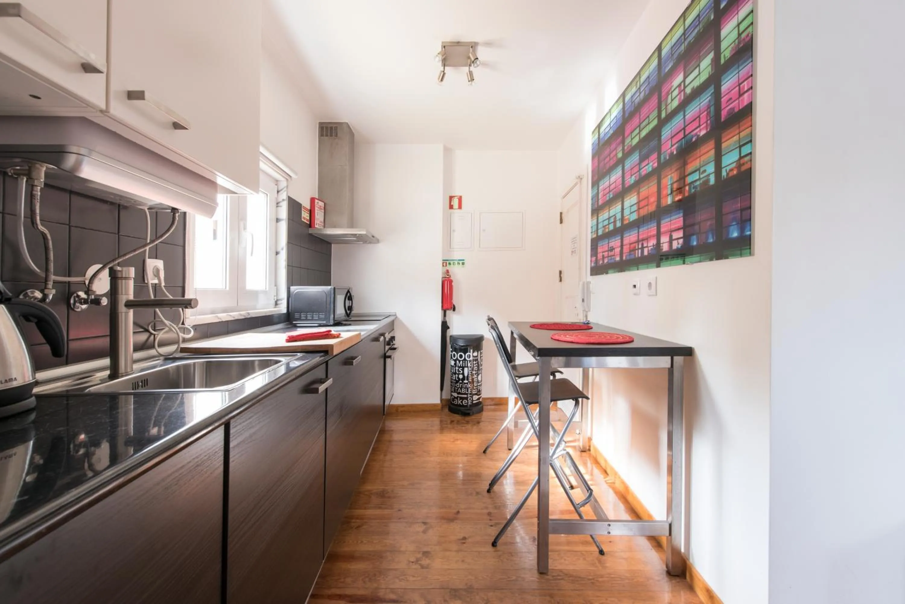 Kitchen or kitchenette in Cozy apartment in Bairro Alto