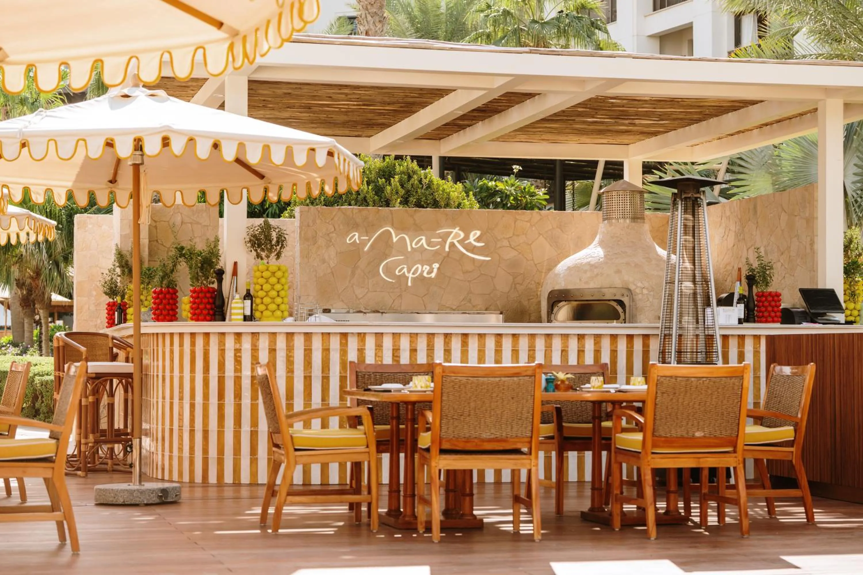 Restaurant/places to eat in Jumeirah Al Naseem Dubai