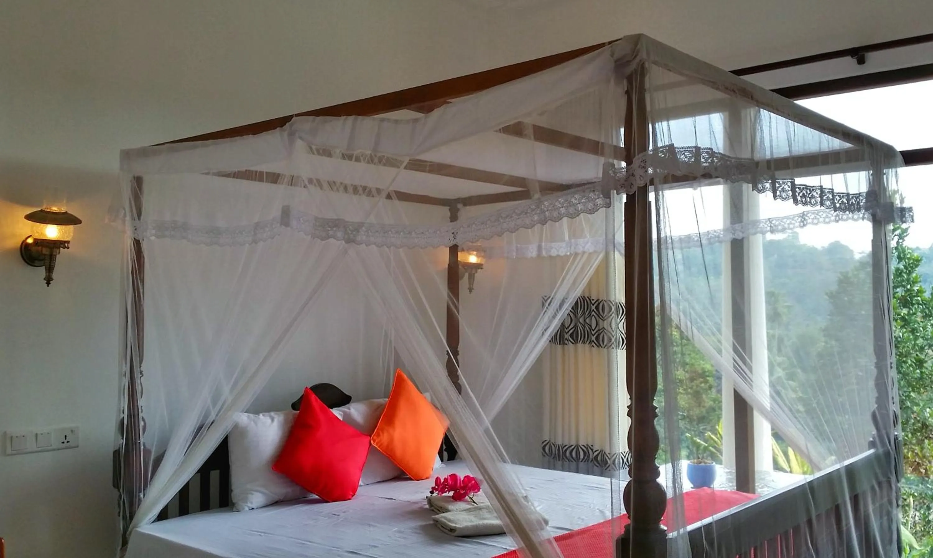 Bed in Villa Kaetana Lanka Unawatuna