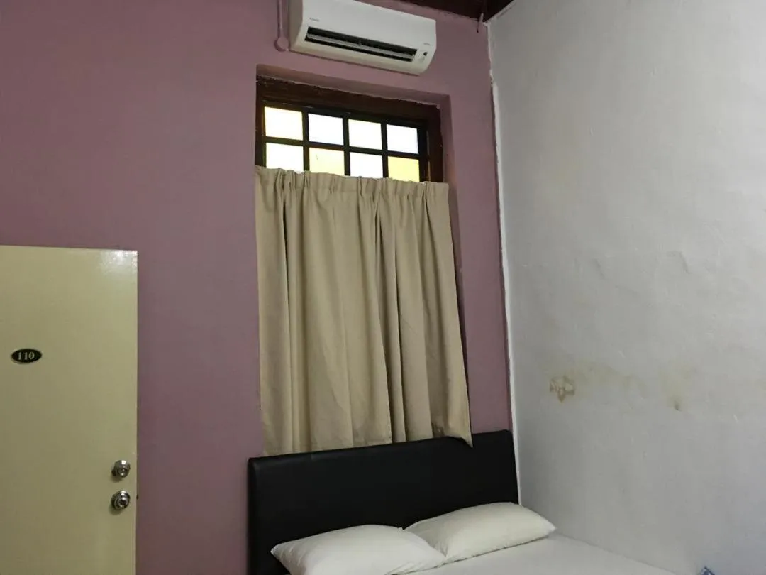 Bed in Old Penang Hotel - Trang Road