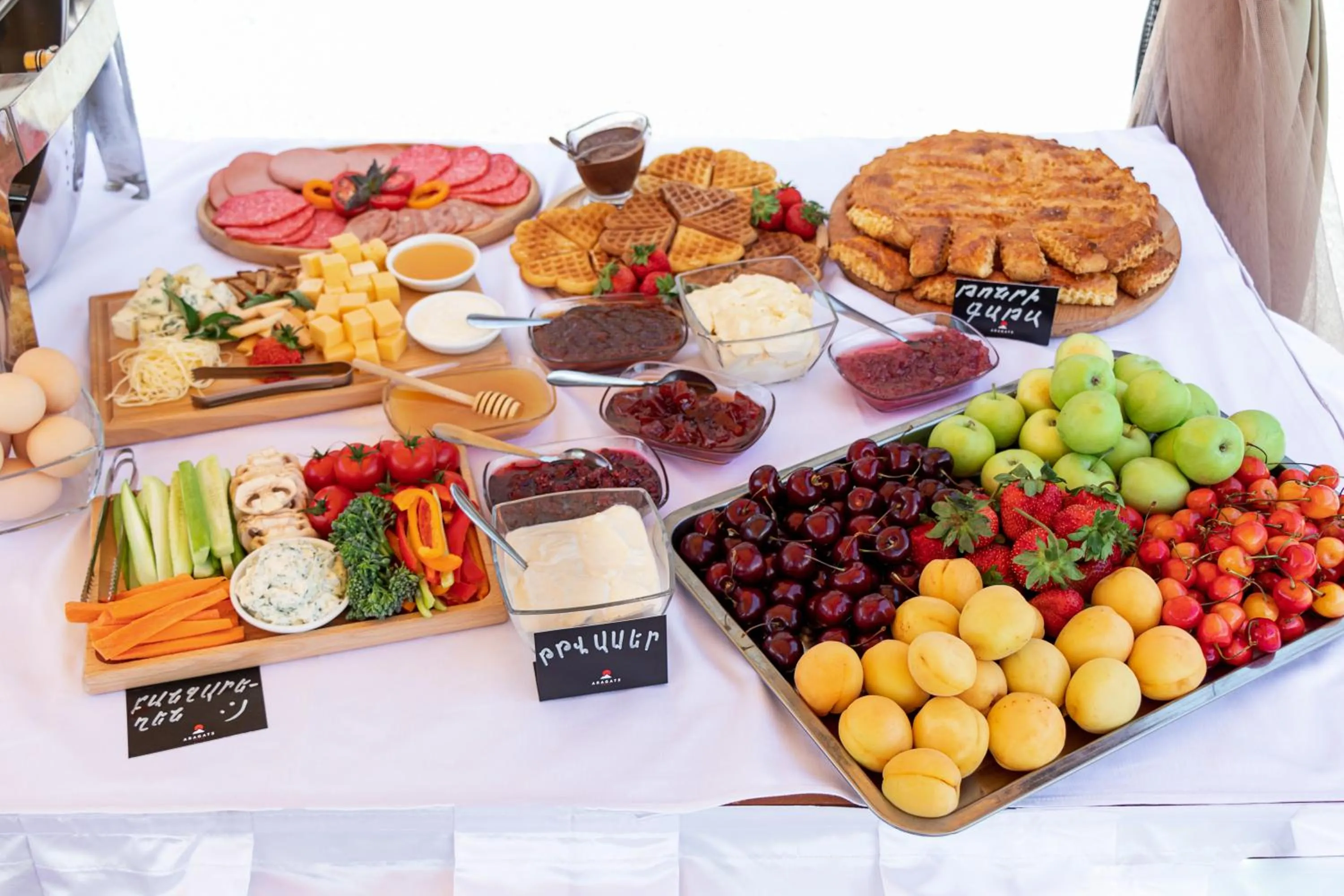 Food and drinks in Aragats Hotel