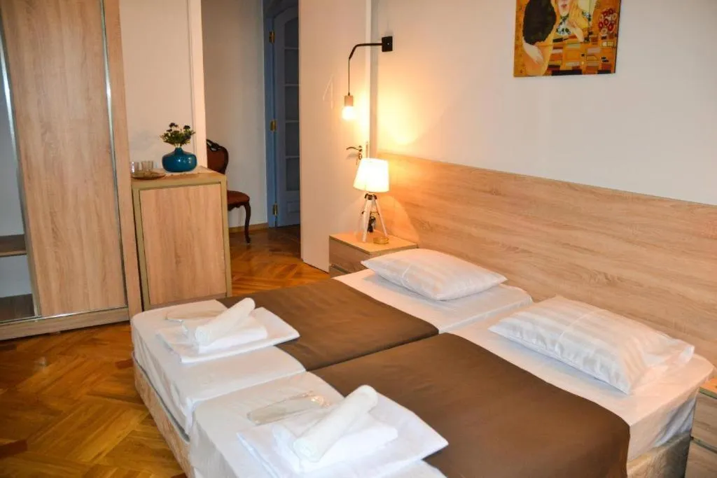 Bed in Piccolo casa bella