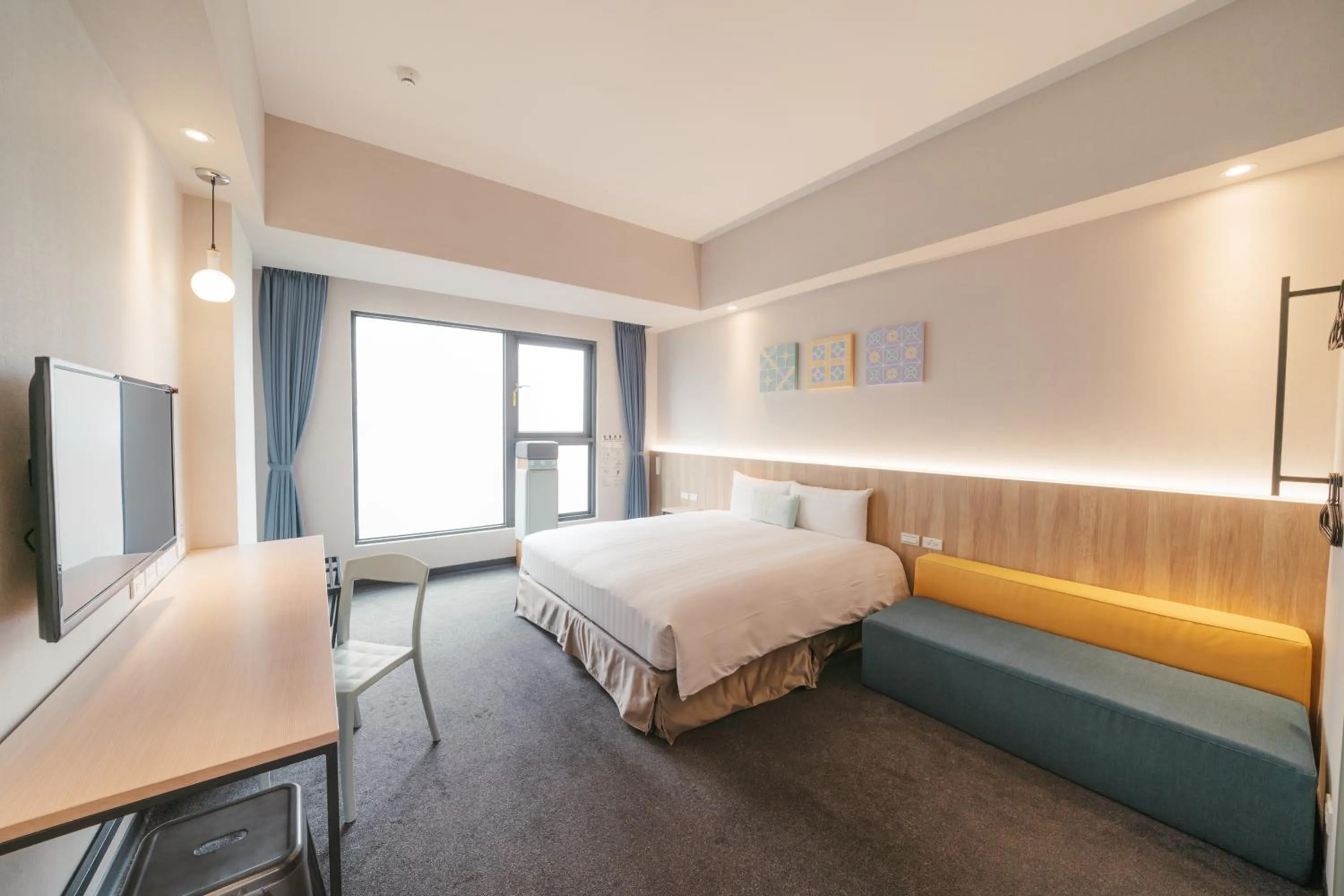 room service, Bed in Hotel Liyaou