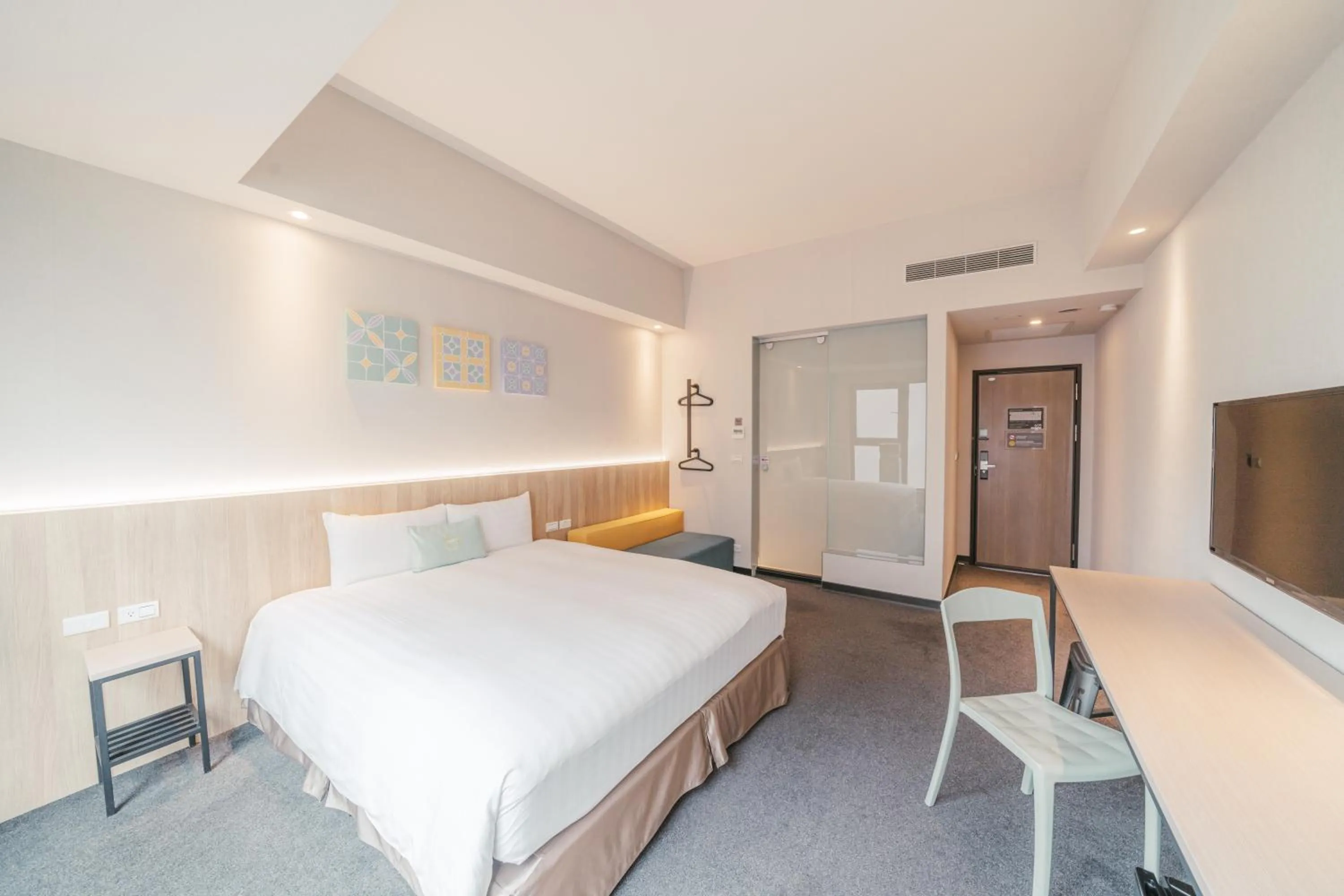 Photo of the whole room, Bed in Hotel Liyaou