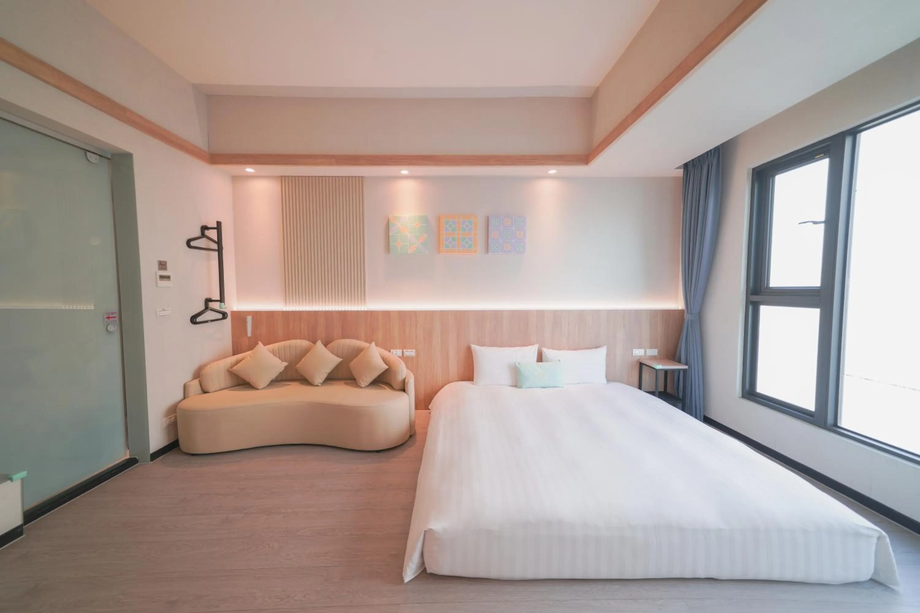 Photo of the whole room, Bed in Hotel Liyaou