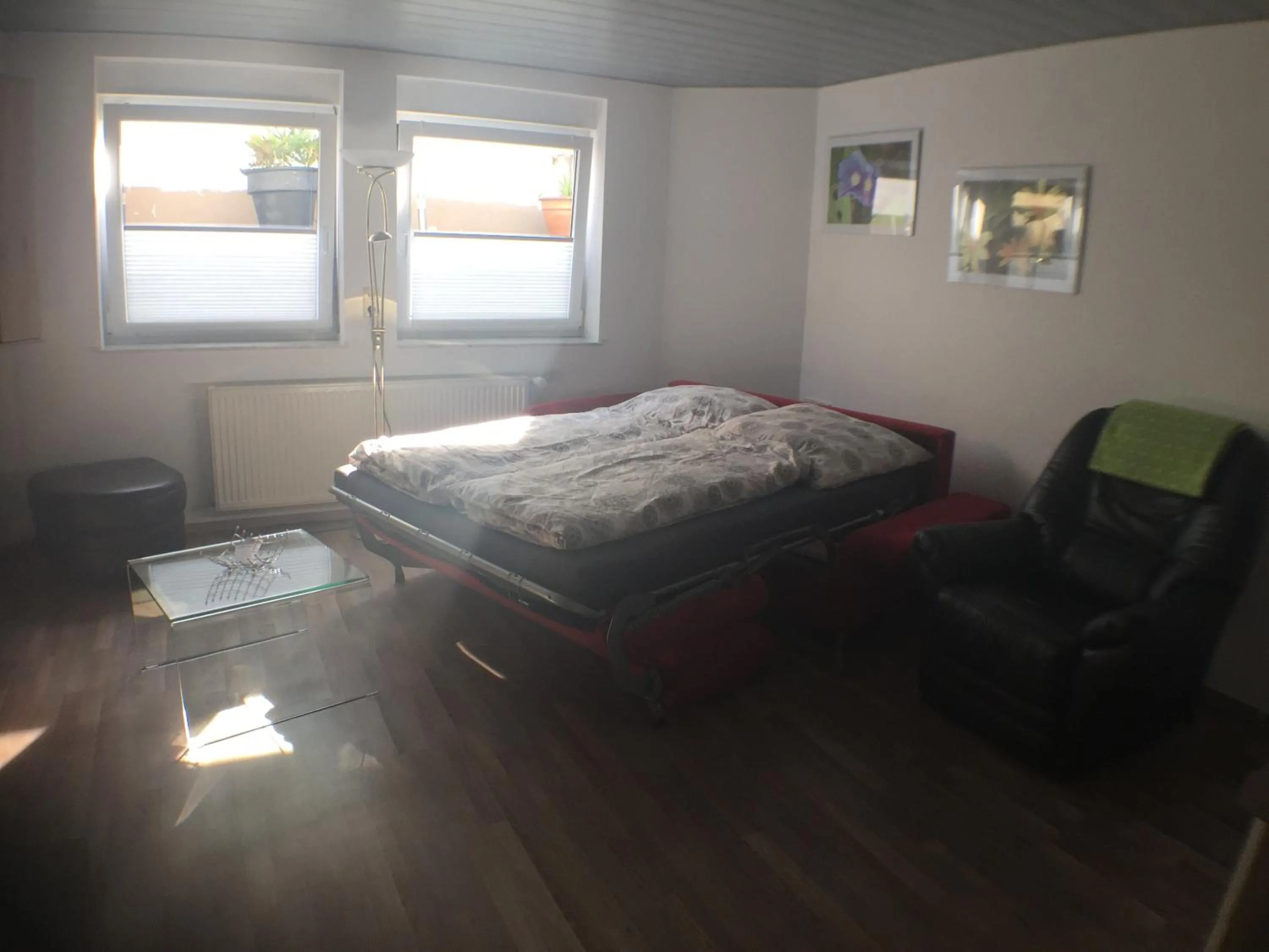 Bed in Ferienwohnung Alte B3