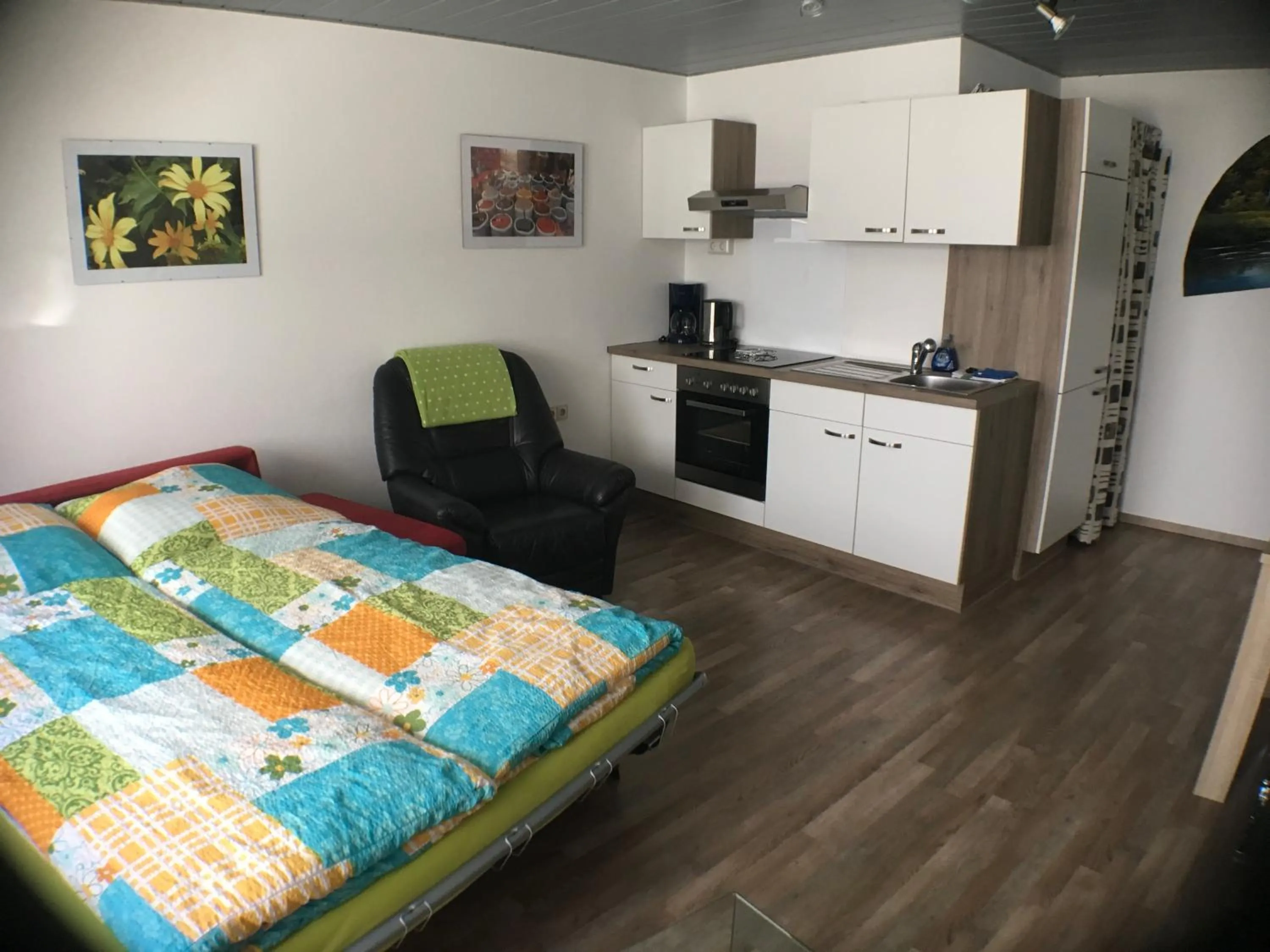 Bed in Ferienwohnung Alte B3