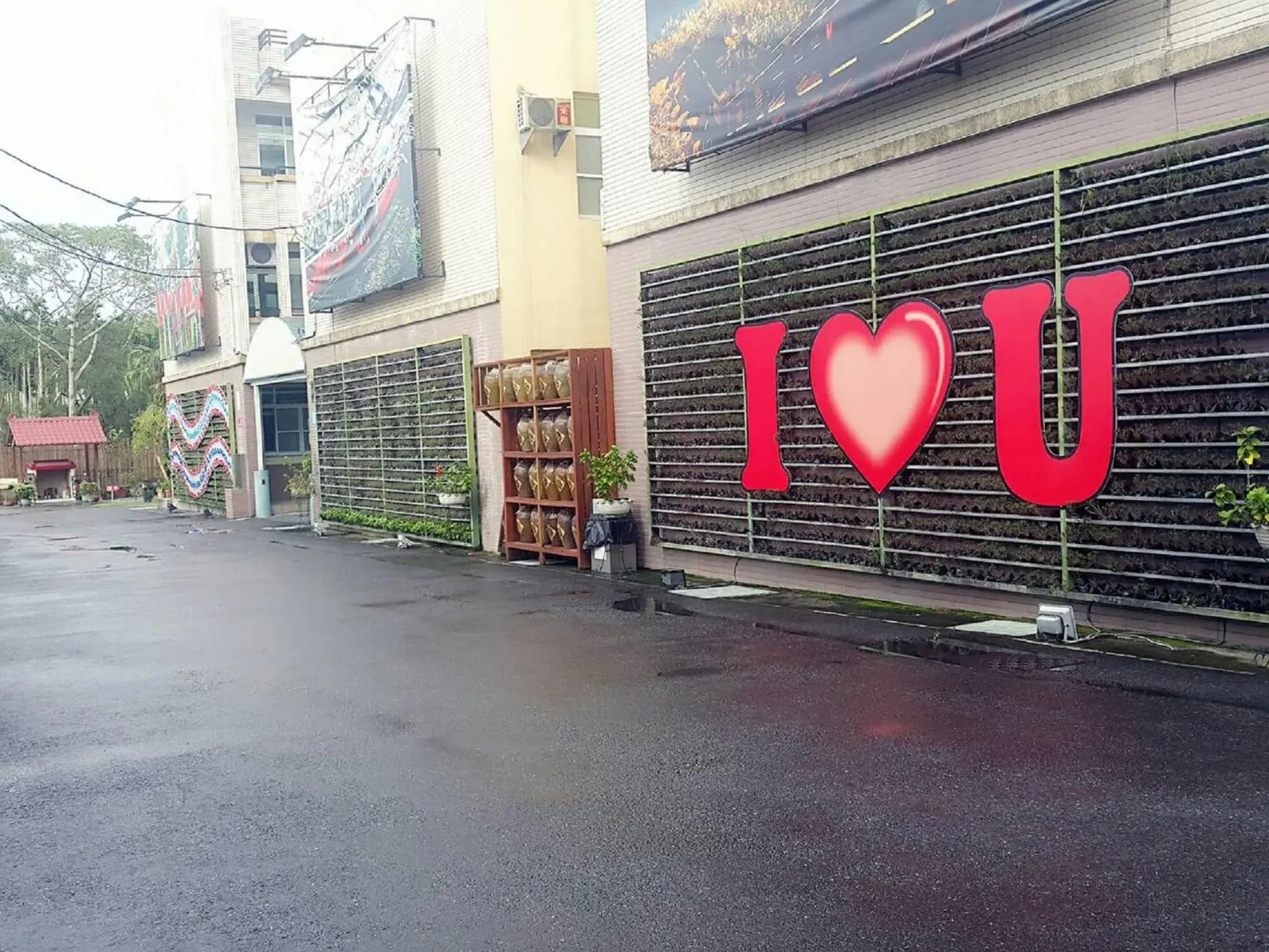 Property building in Moon Villa Property building in Moon Villa