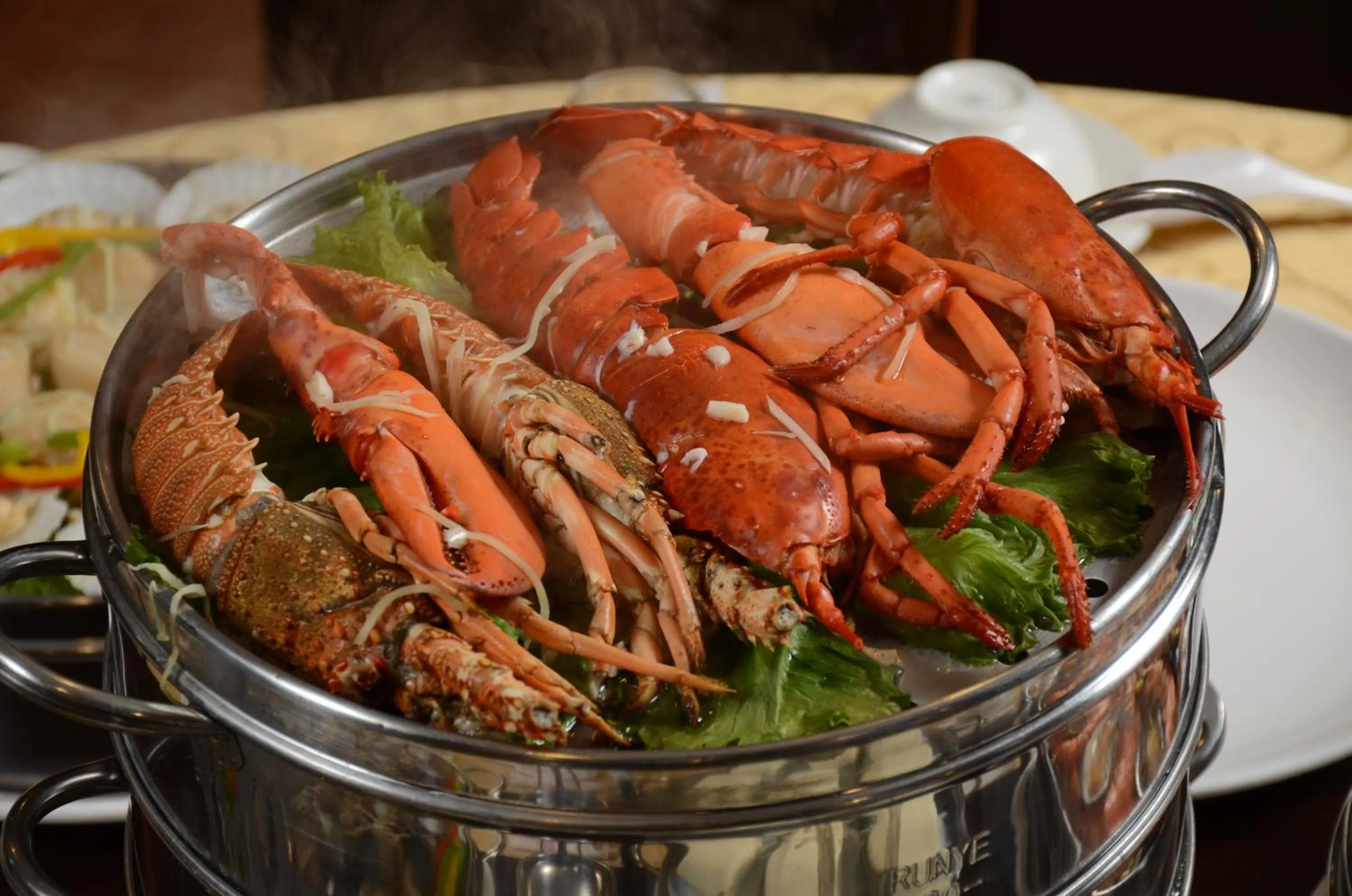 Restaurant/places to eat in Moon Villa