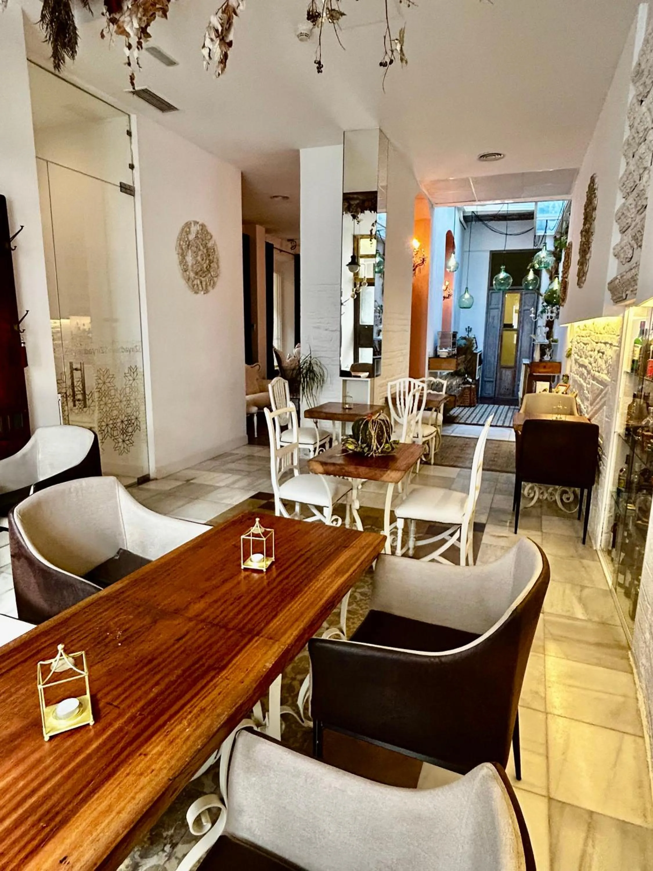 Lounge or bar in Hotel Madinat