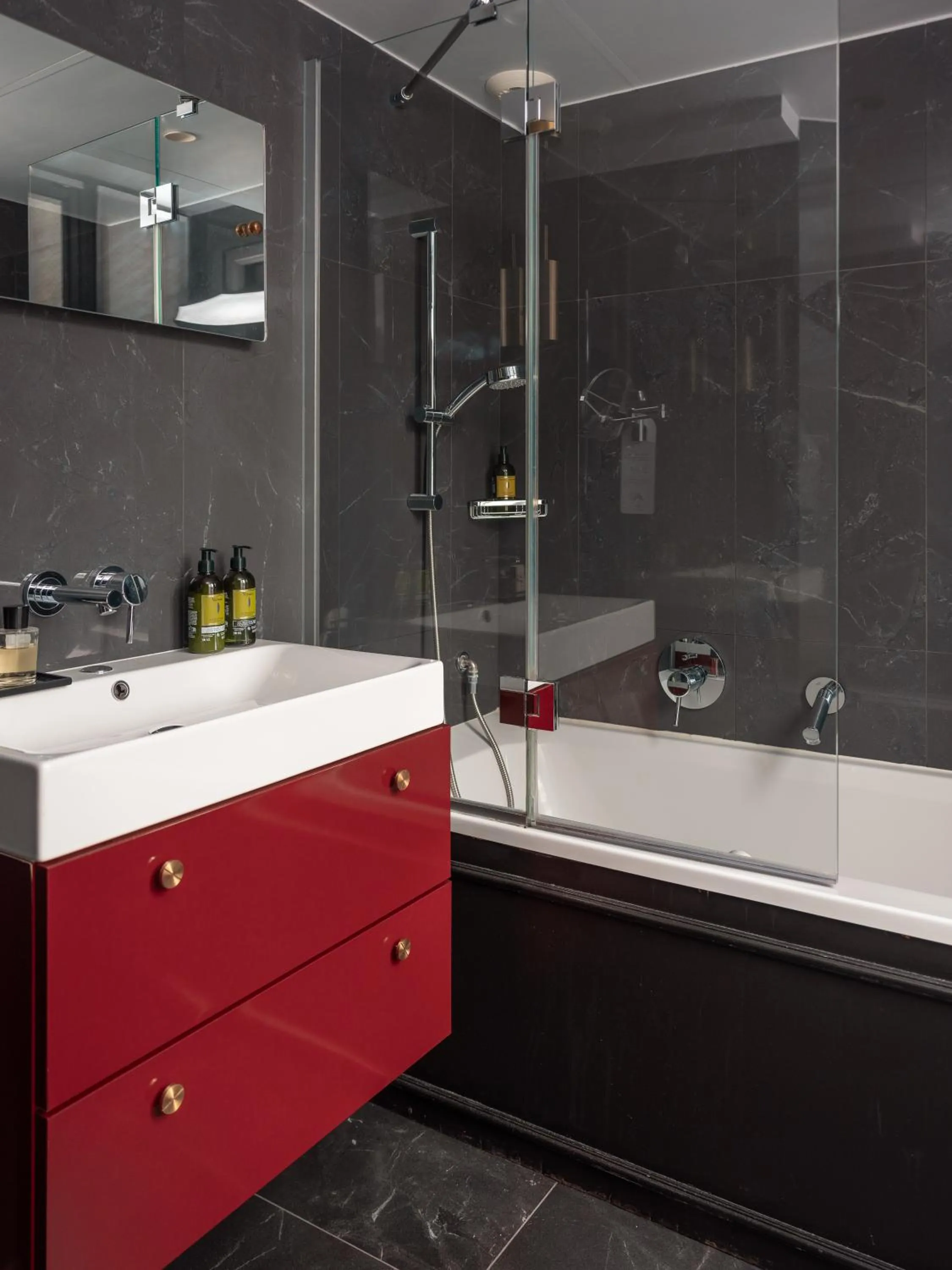 Bathroom in Snob Hotel