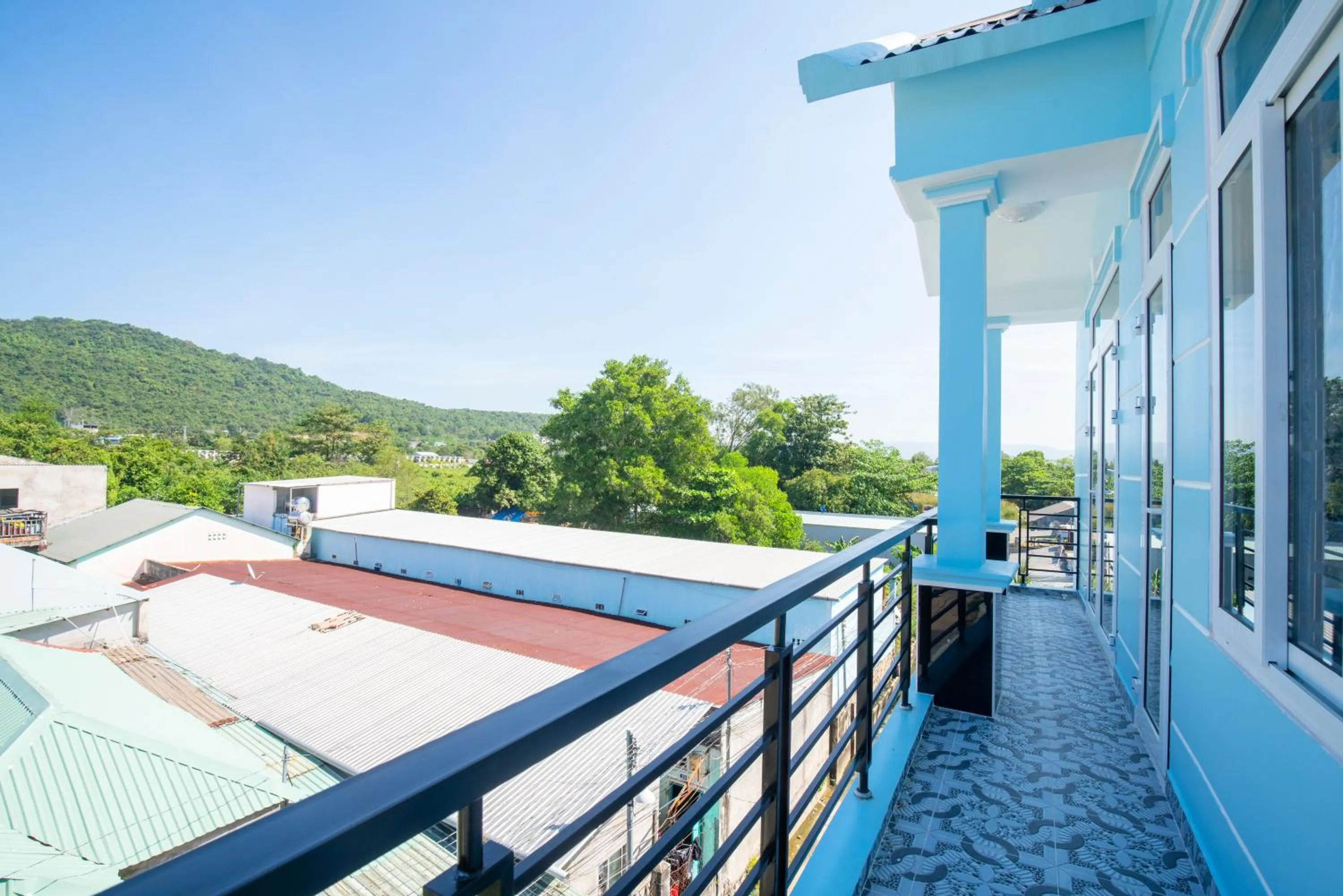 Property building in Xuan Anh Guesthouse, nhà nghỉ gia đình