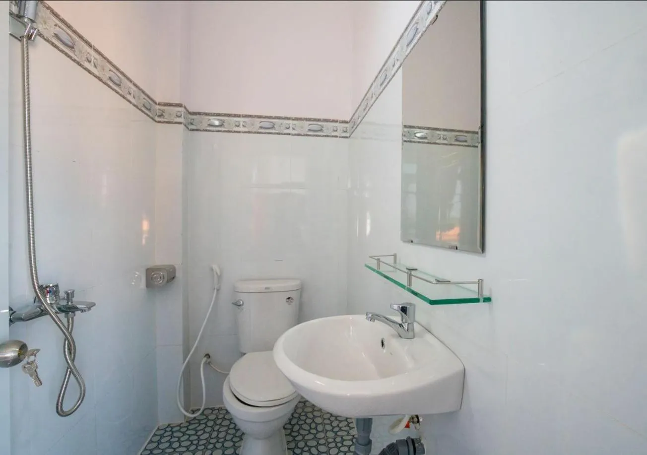 Property building in Xuan Anh Guesthouse, nhà nghỉ gia đình