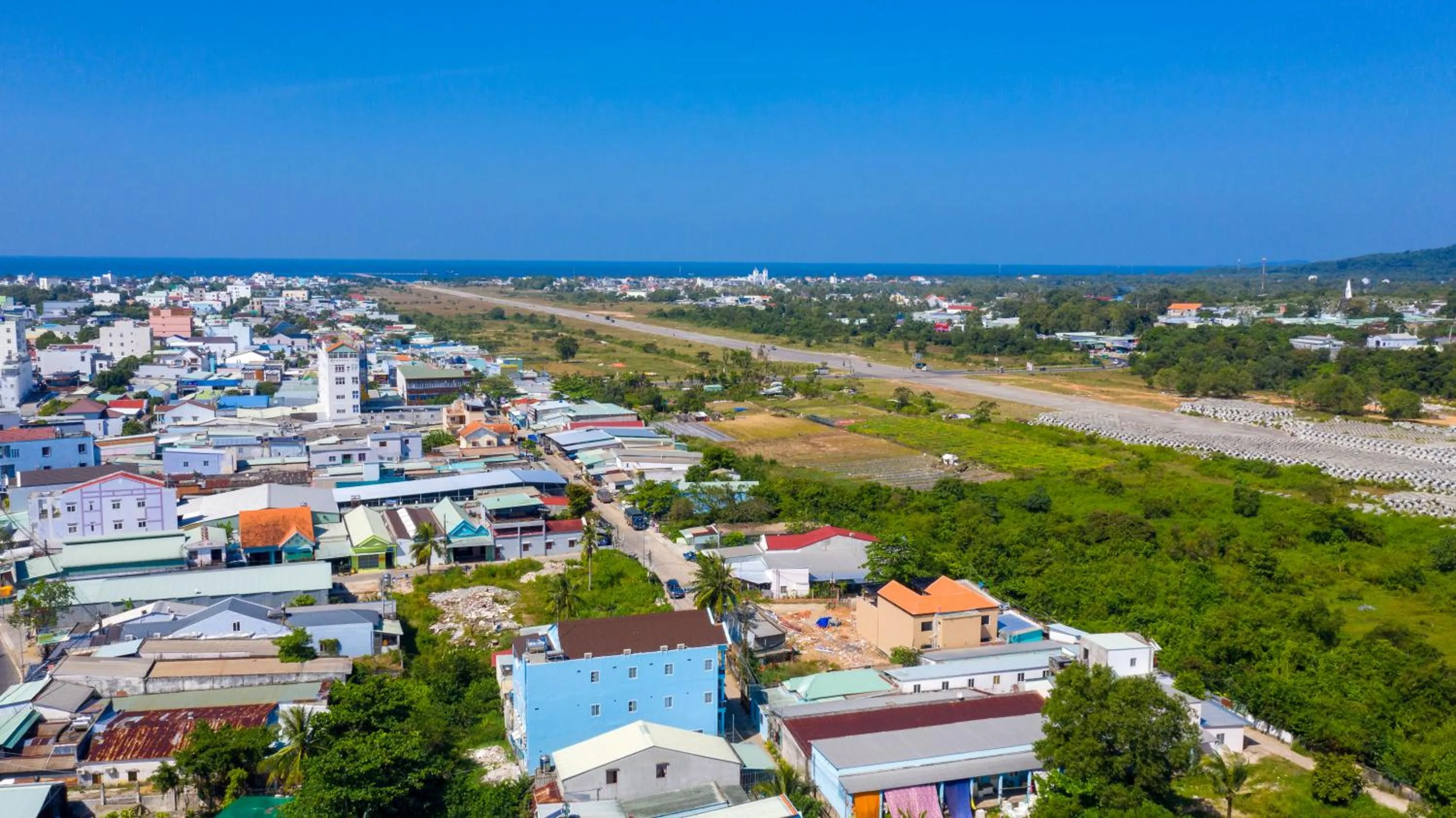 Neighbourhood in Xuan Anh Guesthouse, nhà nghỉ gia đình