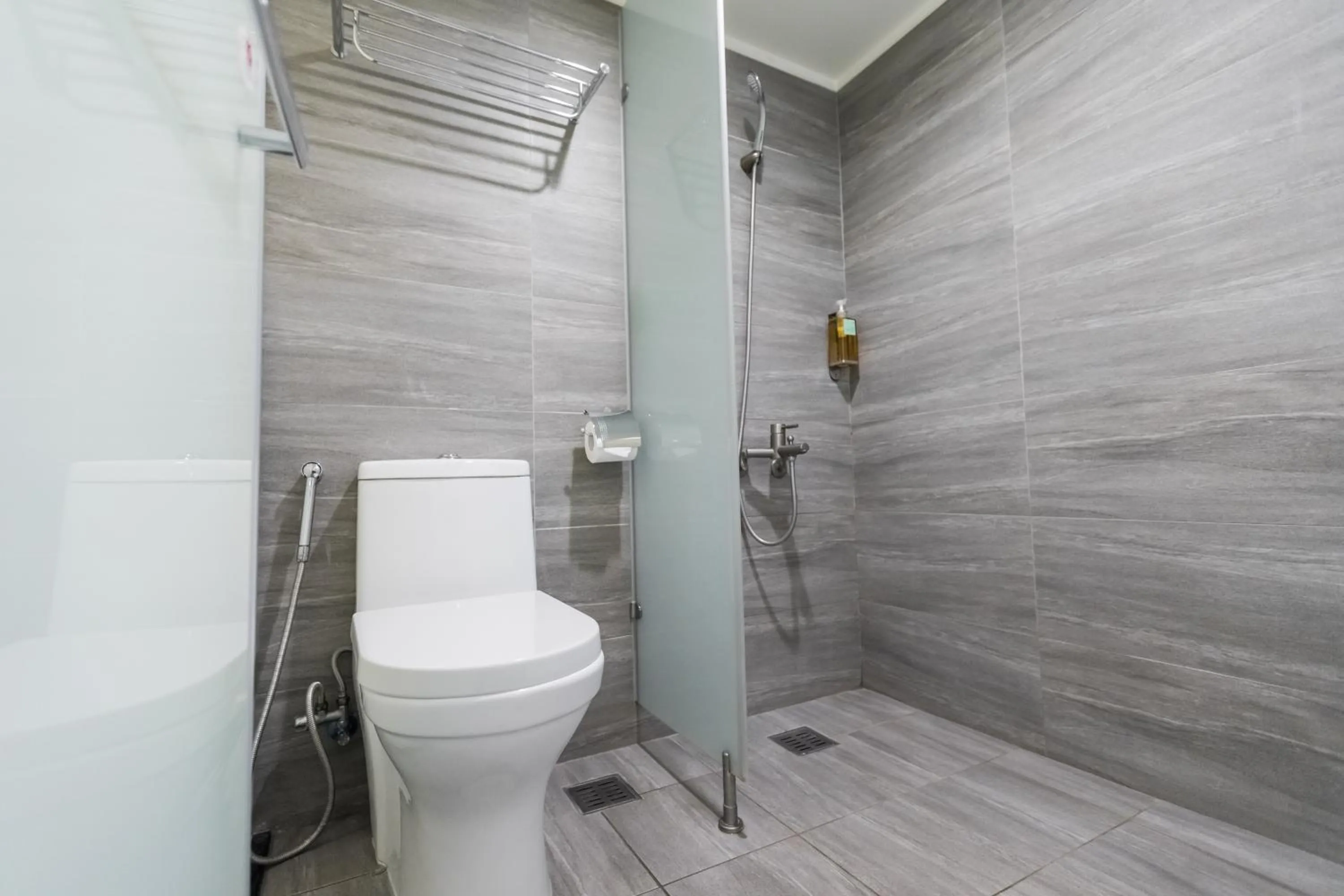 Shower in Home Rest Hotel